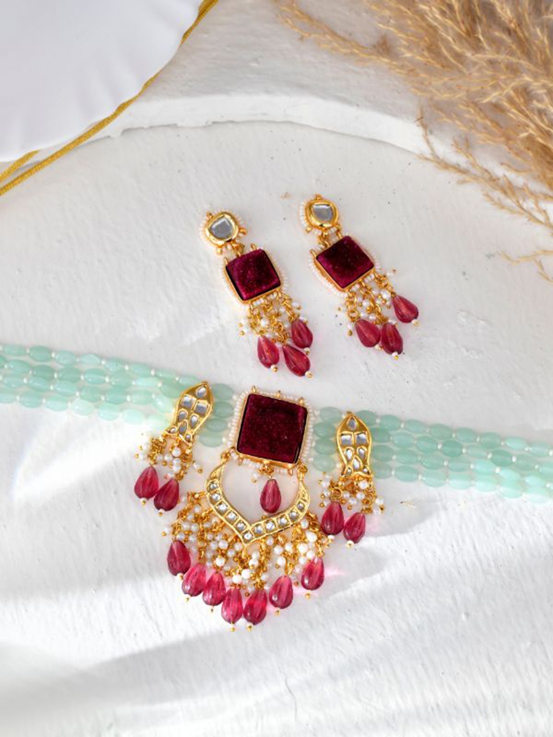 

DASTOOR Gold Plated Stone Studded & Beaded Jewellery Set