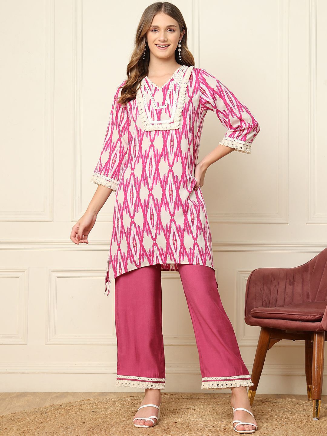 

DEEBACO Geometric Printed V-Neck Tunic & Trousers, Lavender