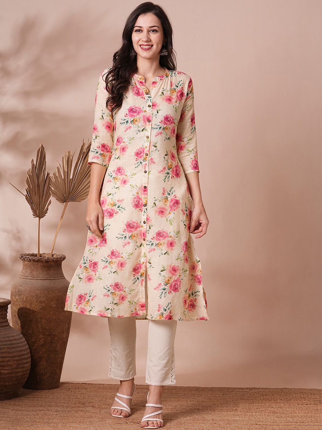 

FASHOR Floral Printed Mandarin Collar Cotton A-Line Kurta, Cream