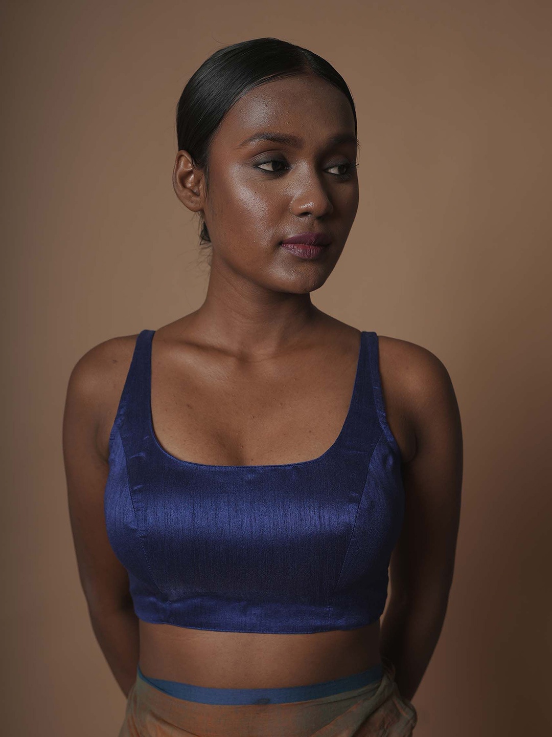

HUTS AND LOOMS U-Neck Saree Blouse, Blue