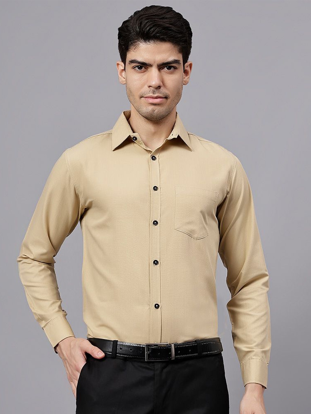 

TrendiVastra Men India Slim Spread Collar Solid Cotton Slim Fit Formal Shirt, Beige