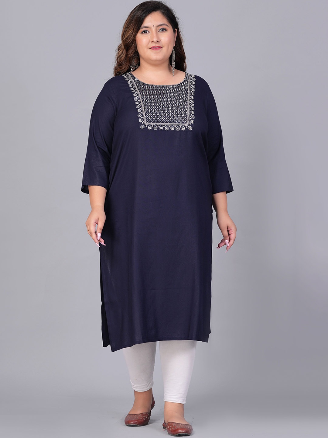 

Sztori Women Embroidered Flared Sleeves Thread Work Kurta, Navy blue