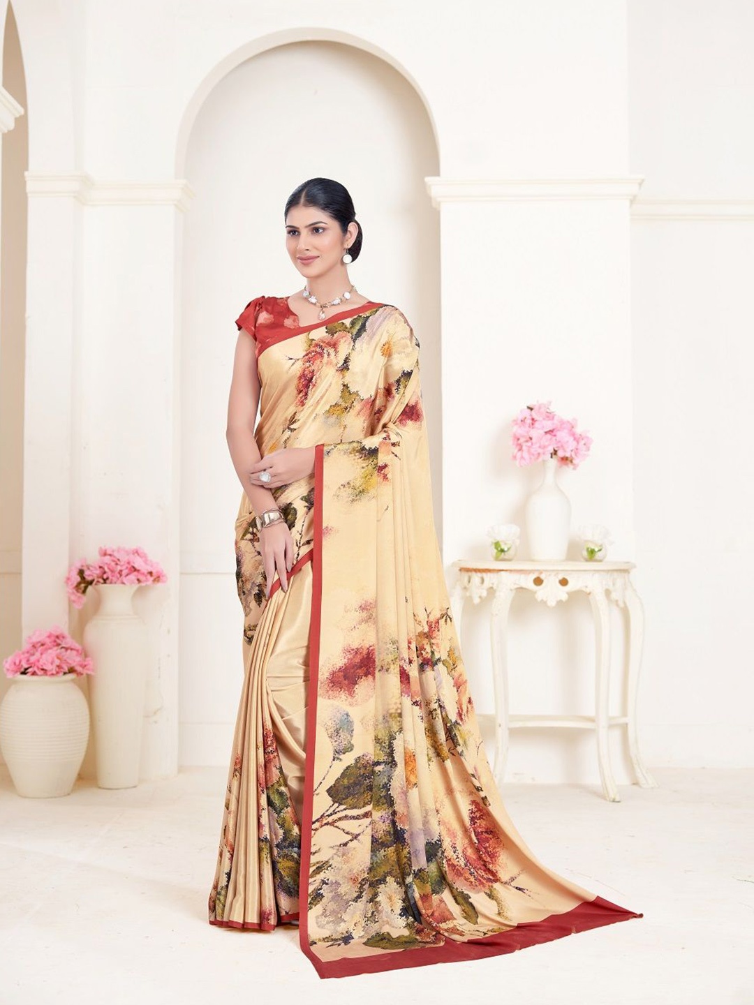 

JIVORA Floral Pure Silk Saree, Red