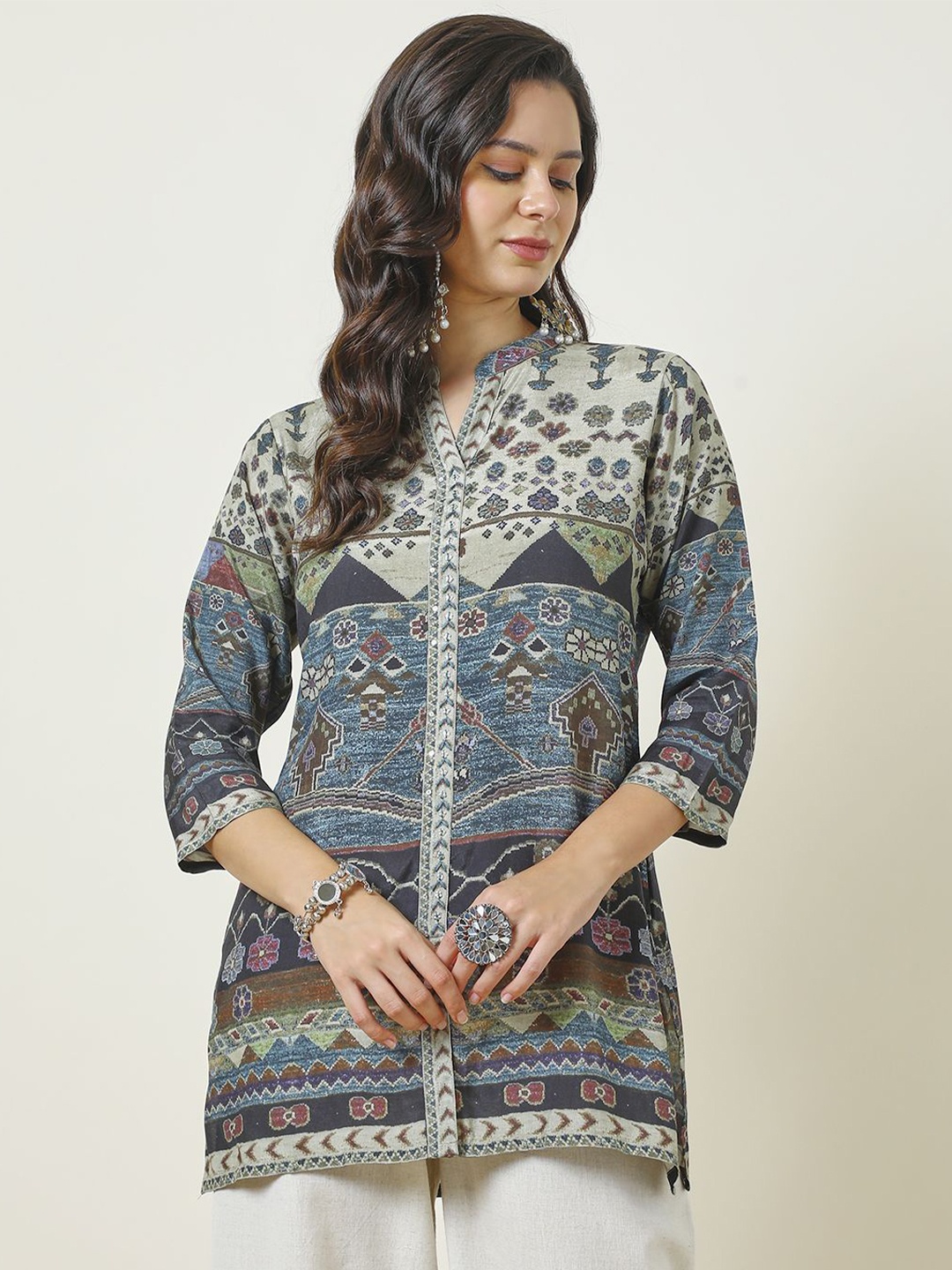 

Soch Mandarin Collar Printed Tunic, Blue
