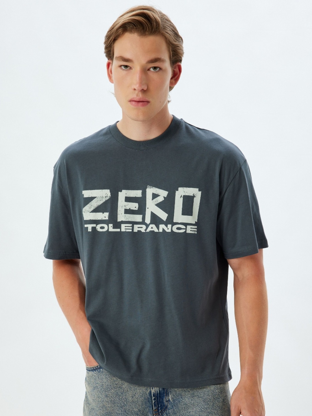 

Koton Men Typography Printed Round Neck Cotton Oversized T-shirt, Grey