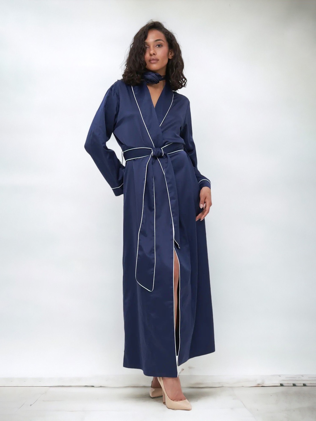 

Bella Babe by SK Women Luxury Satin Robe with Piping, Navy blue