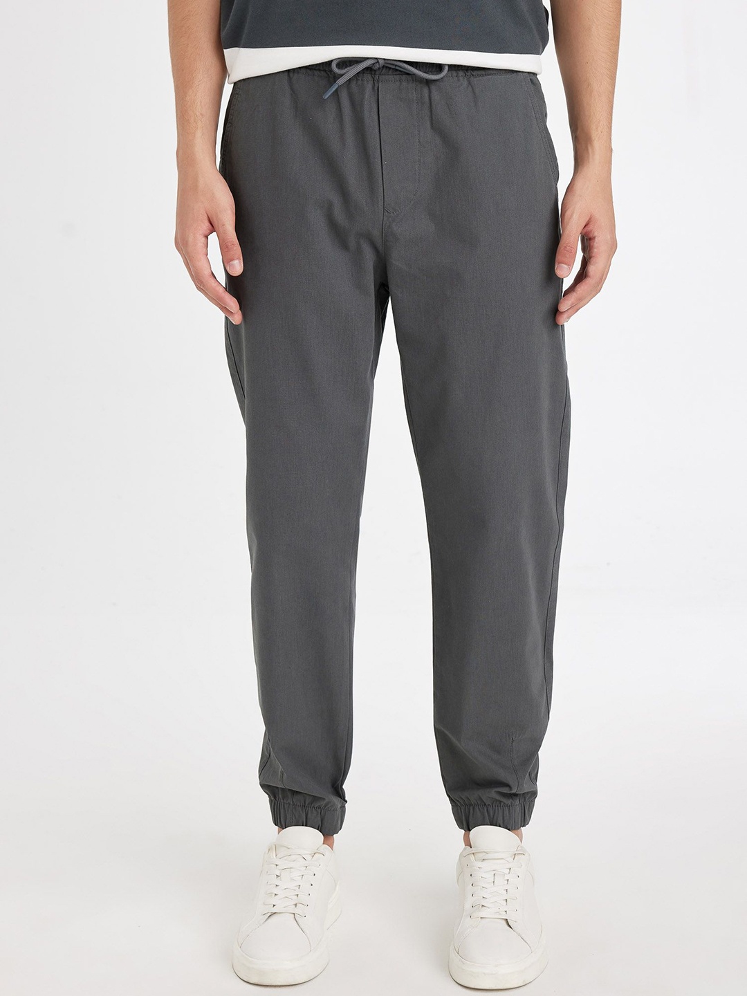 

DeFacto Men Joggers Trousers, Grey