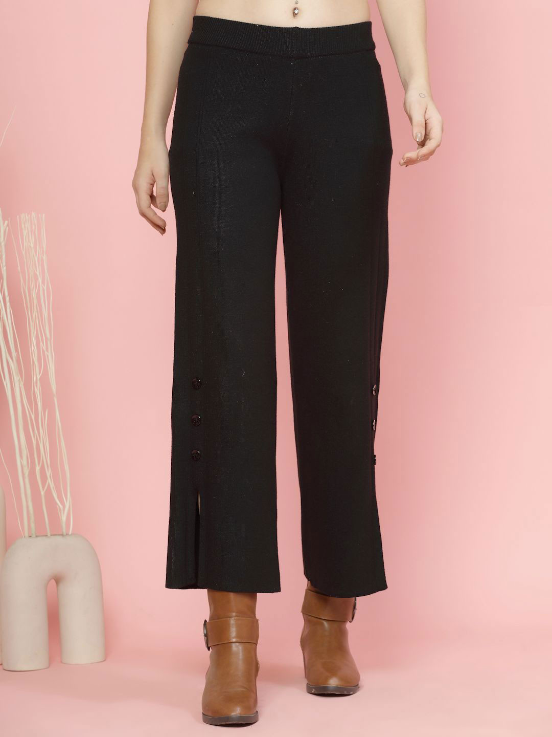 

Mafadeny Women Solid Straight Fit Parallel Trousers, Black