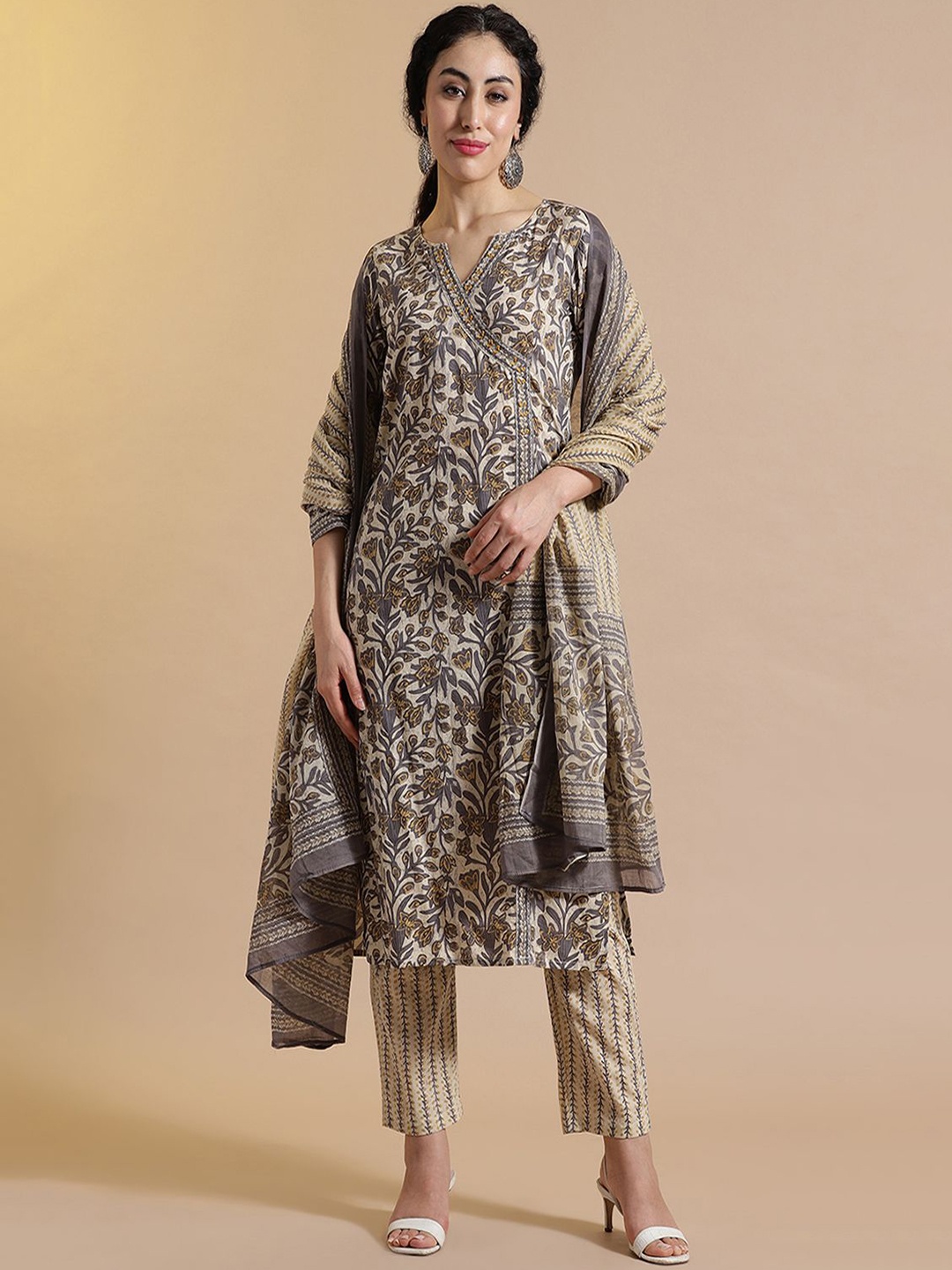 

STYLEBAAZI Women Floral Embroidered Thread Work Pure Cotton Kurta with Trousers & Dupatta, Grey