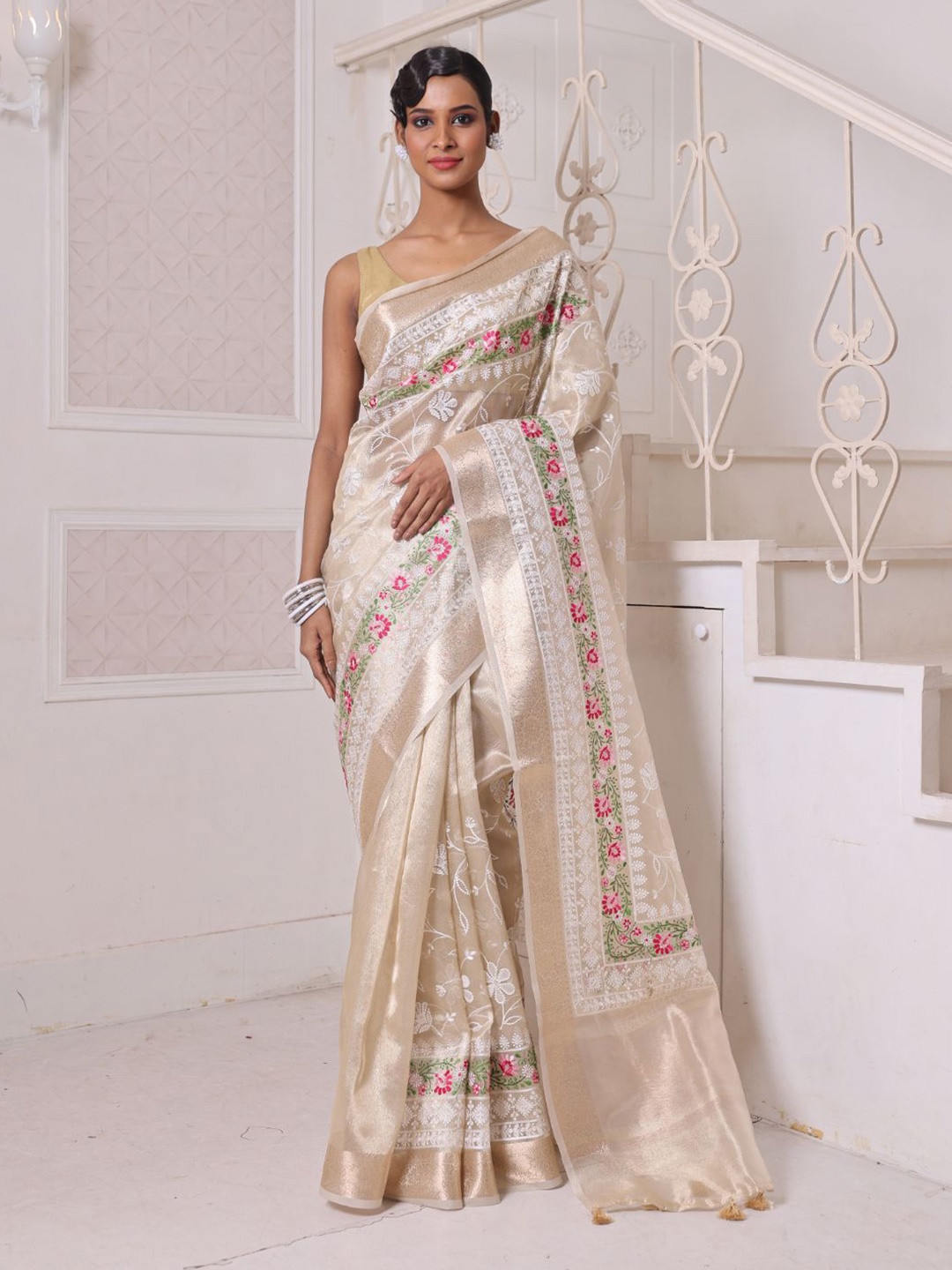 

Charukriti Ethnic Motifs Embroidered Tissue Saree and Blouse Piece, Beige