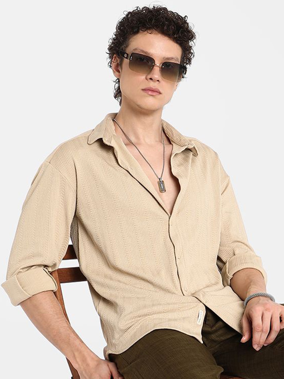 

Campus Sutra Men Comfort Spread Collar Textured Casual Shirt, Beige