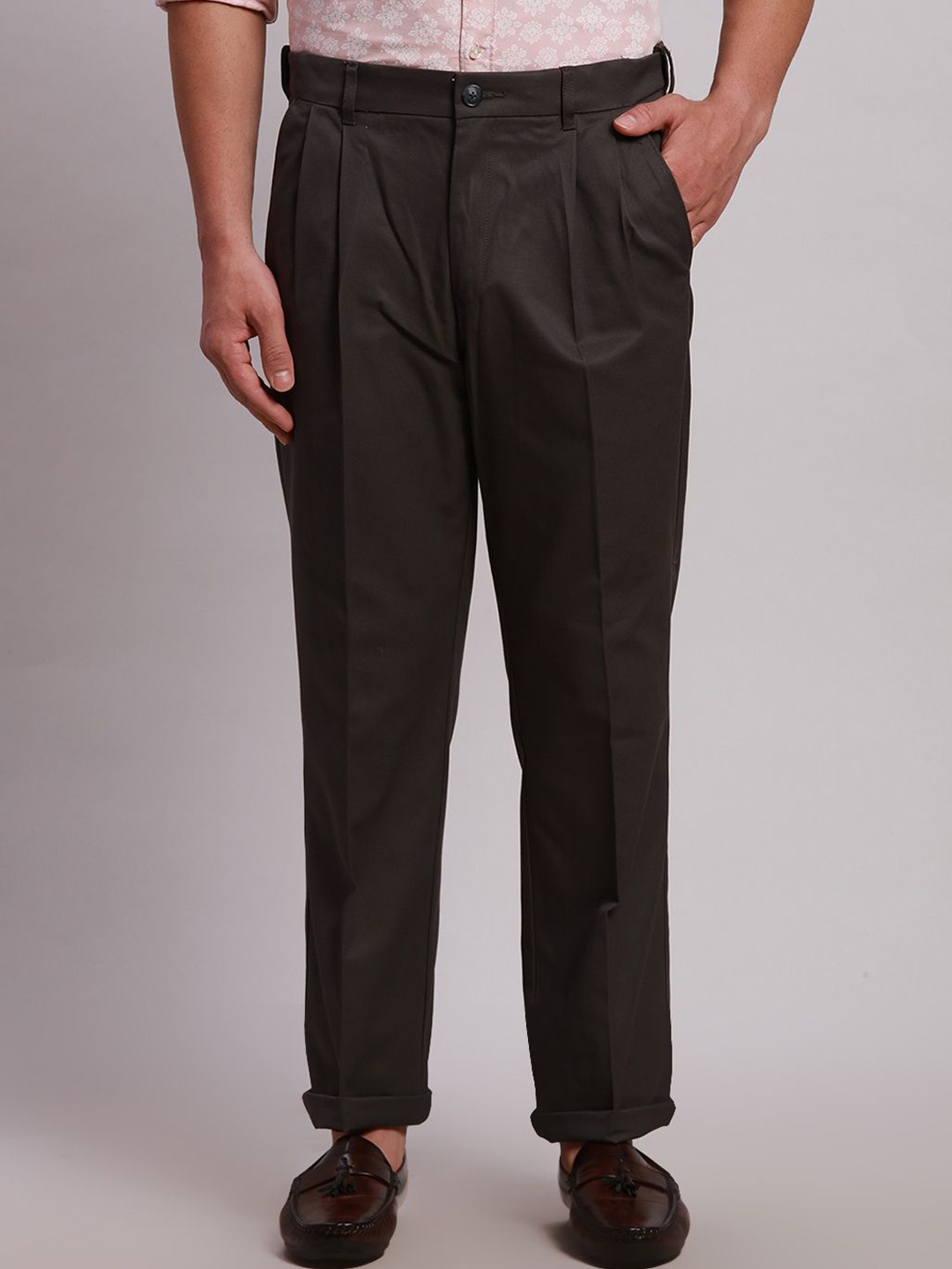 

ColorPlus Men Comfort Pleated Trousers, Grey