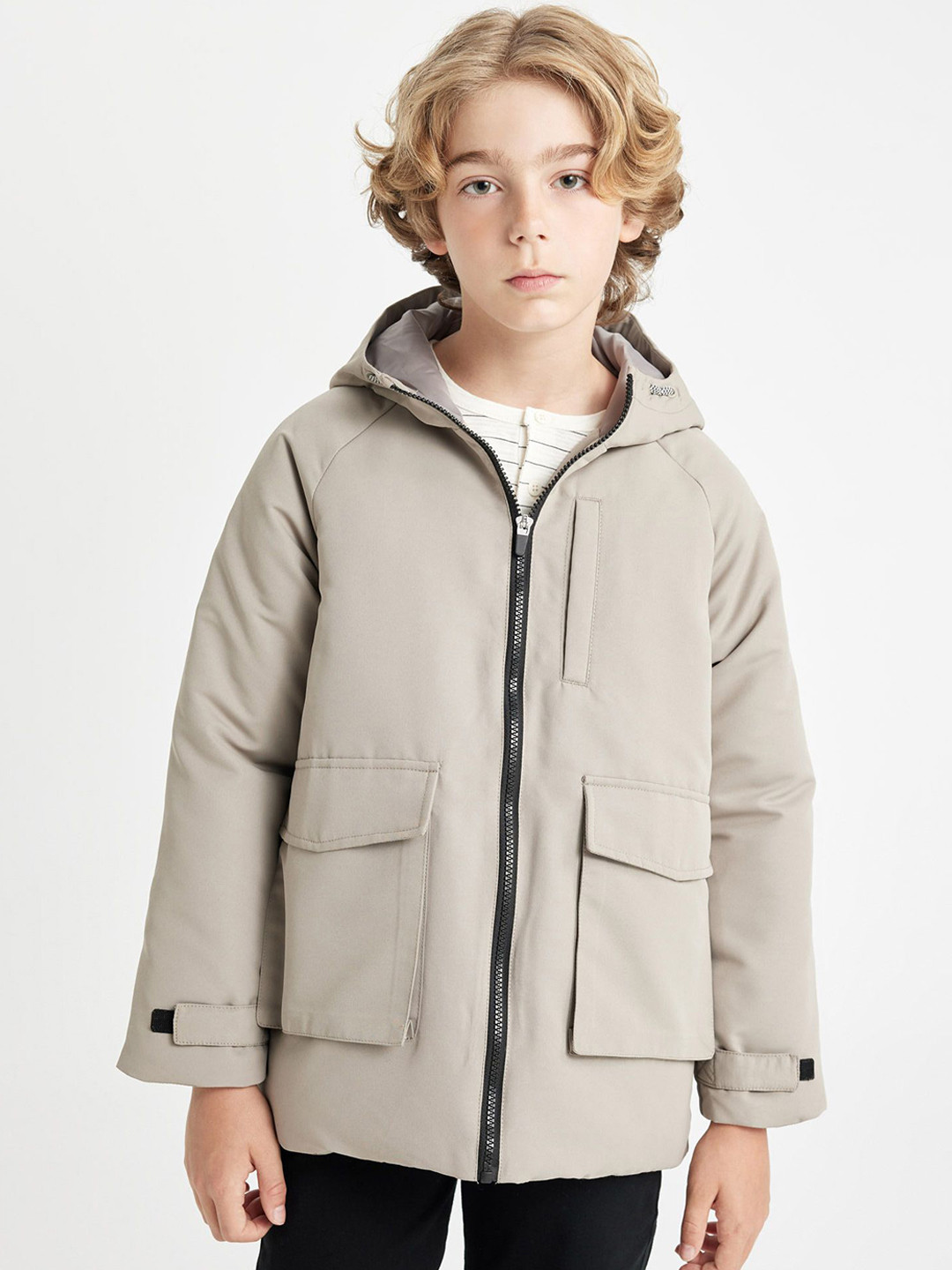 

DeFacto Boys Hooded Rain Jacket, Grey