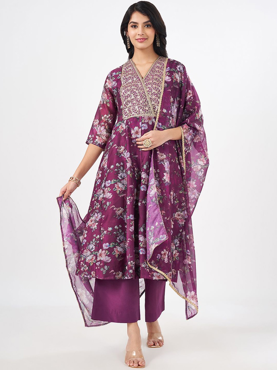 

RANGMANCH BY PANTALOONS Women Floral Printed Regular Kurta with Palazzos & With Dupatta, Purple