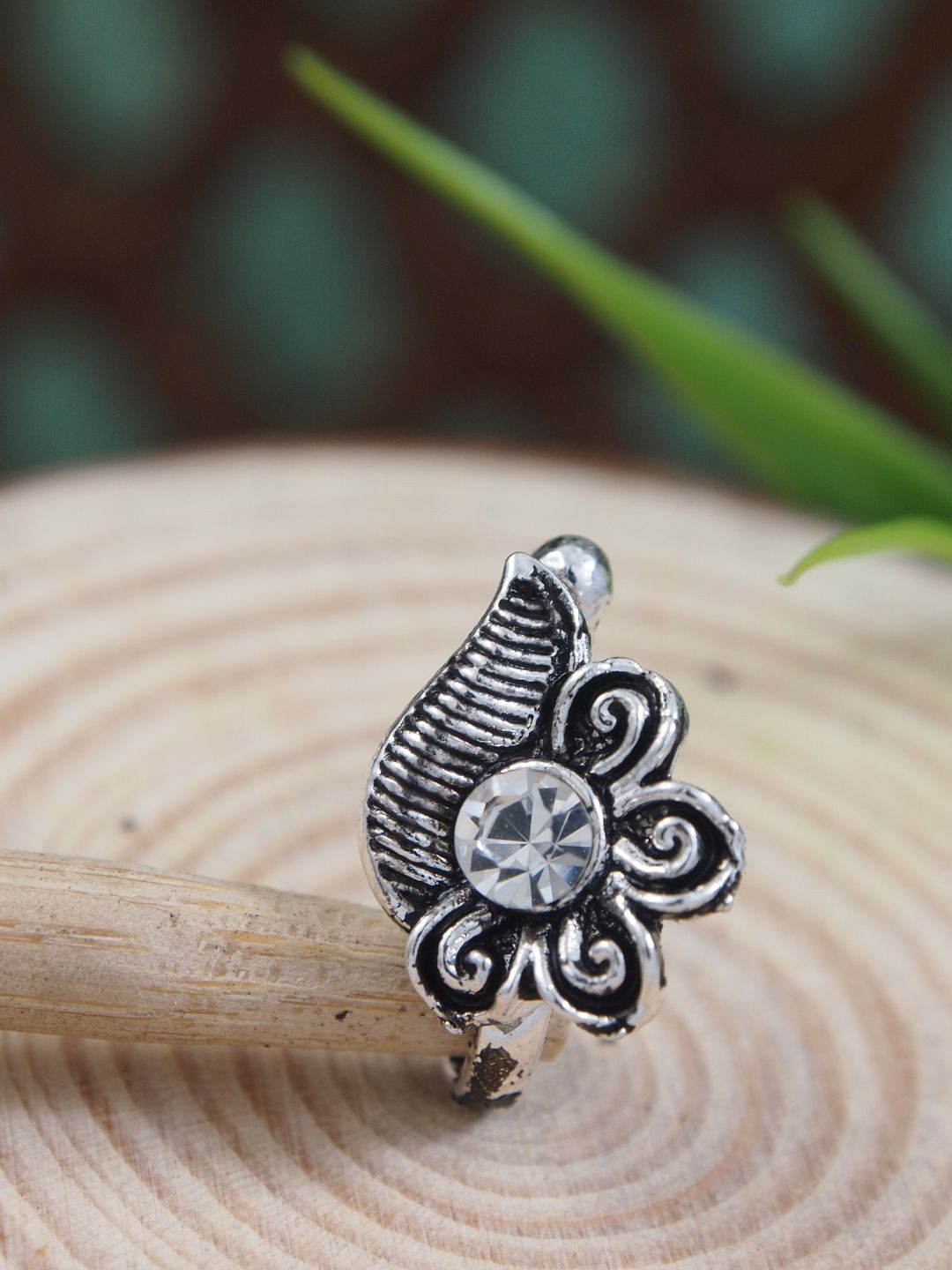

I Jewels Silver-Plated Clip On Stud Nosepin