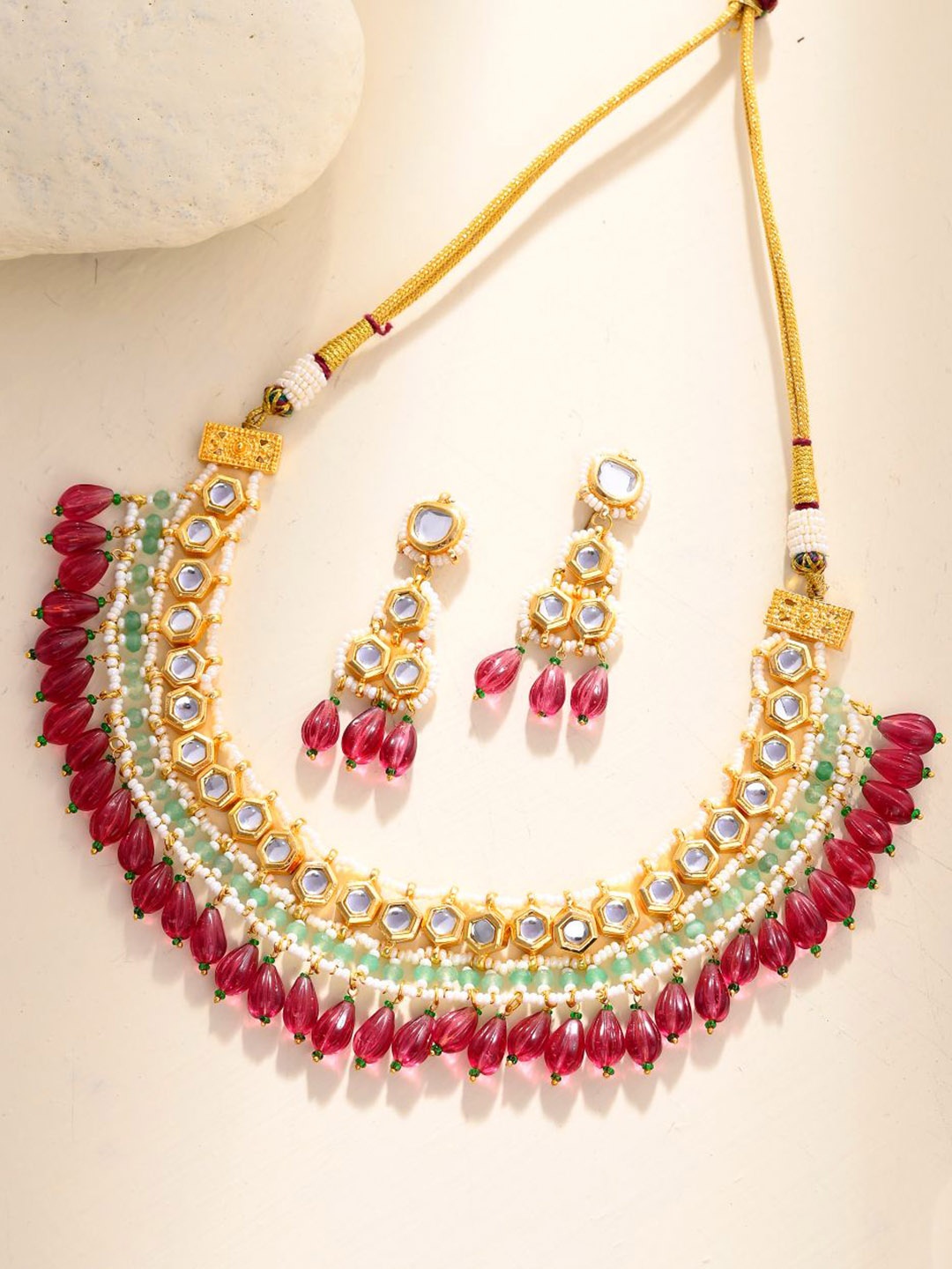 

DASTOOR Gold-Plated Stone-Studded & Beaded Jewellery Set