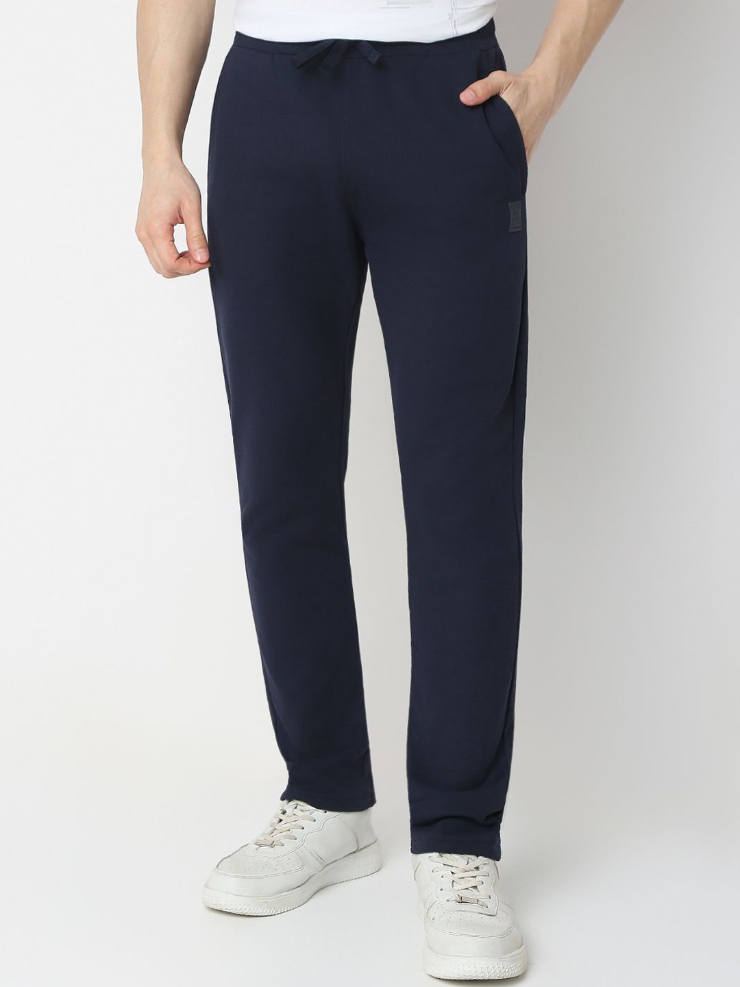 

Underjeans by Spykar Men Mid Rise Track Pant, Navy blue