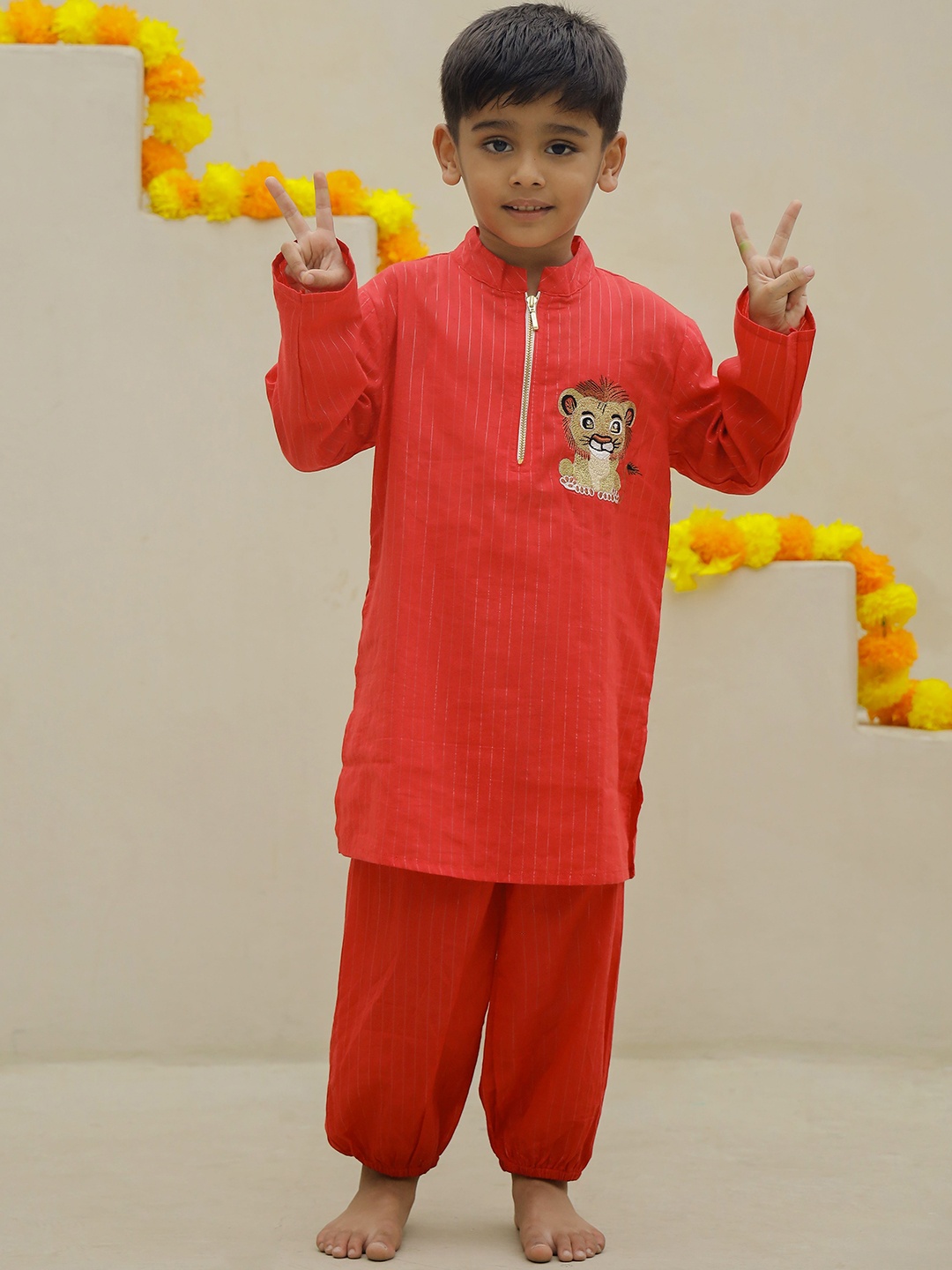 

Hoshi by A&T Boys Embroidered Thread Work Pure Cotton Kurta With Pyjamas, Red