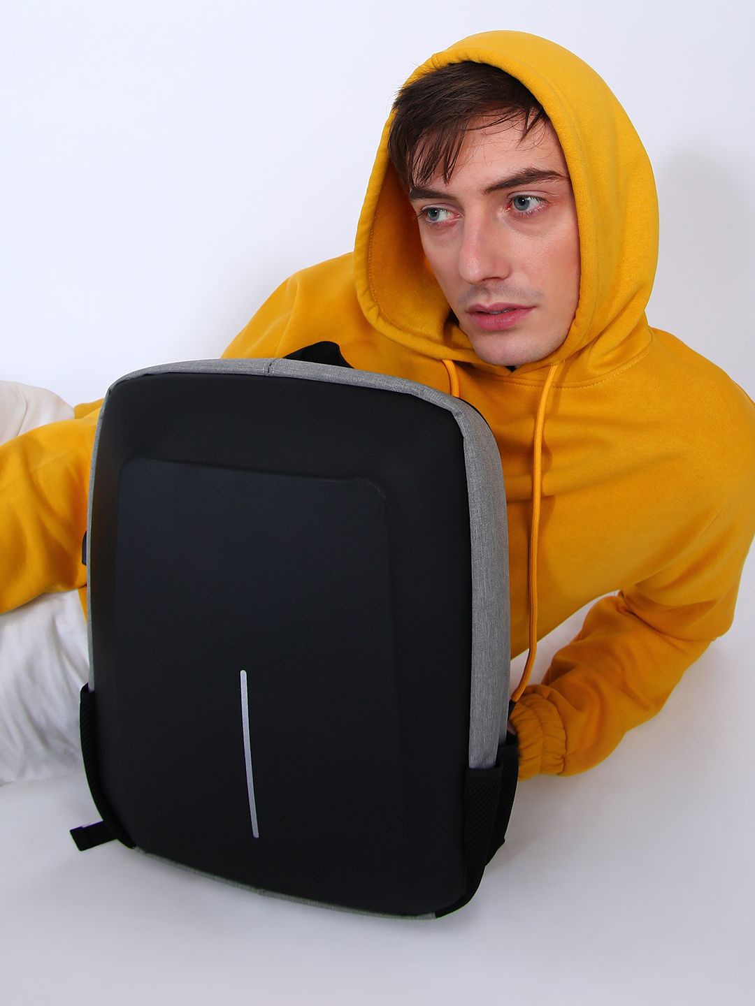 

French Accent Men Colourblocked Backpack, Grey