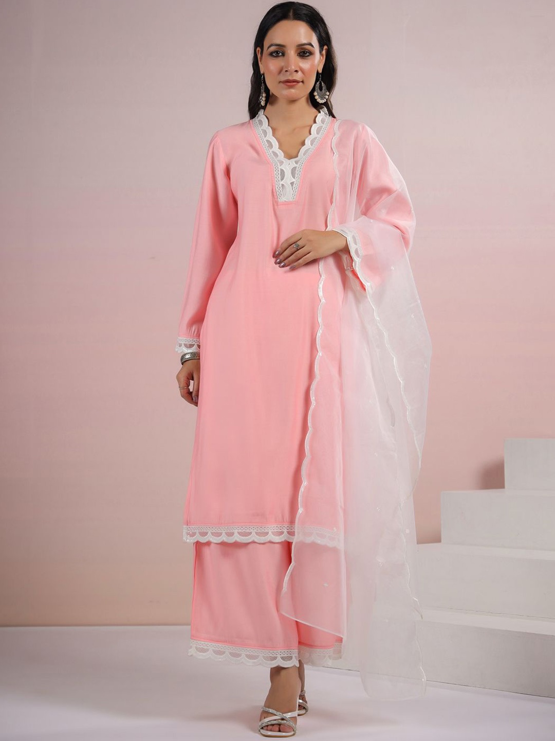 

Coordnord V-Neck Regular Straight Kurta with Palazzos & Dupatta, Peach
