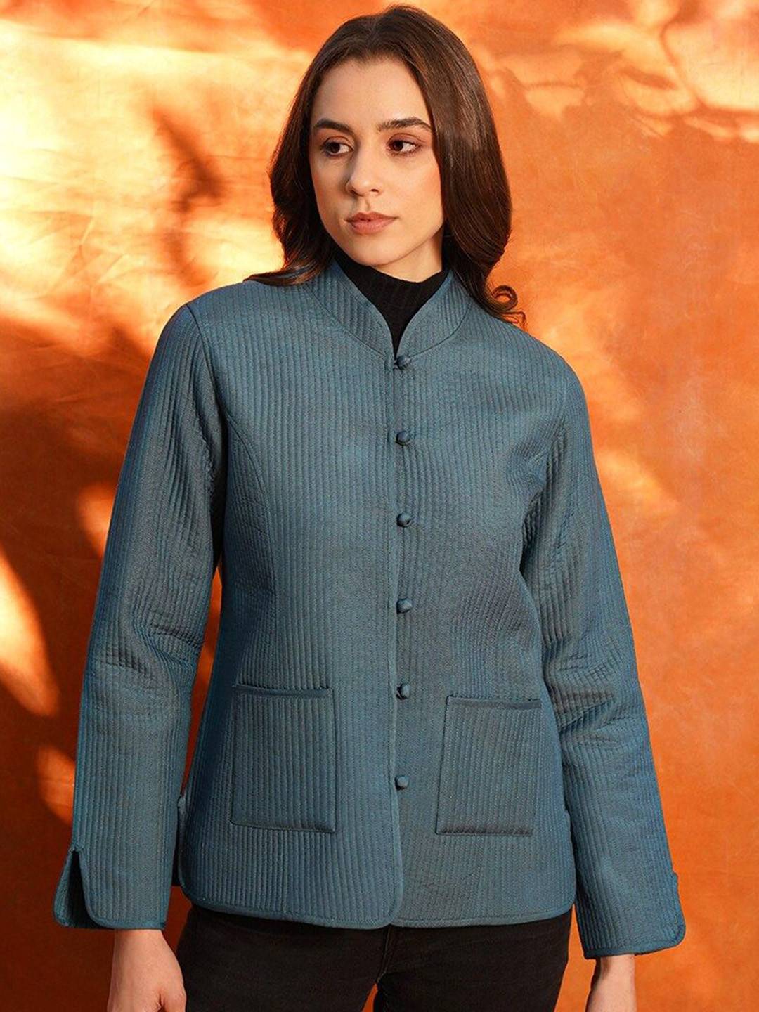 

JAYPORE Women Mandarin Collar Quilted Jacket, Navy blue
