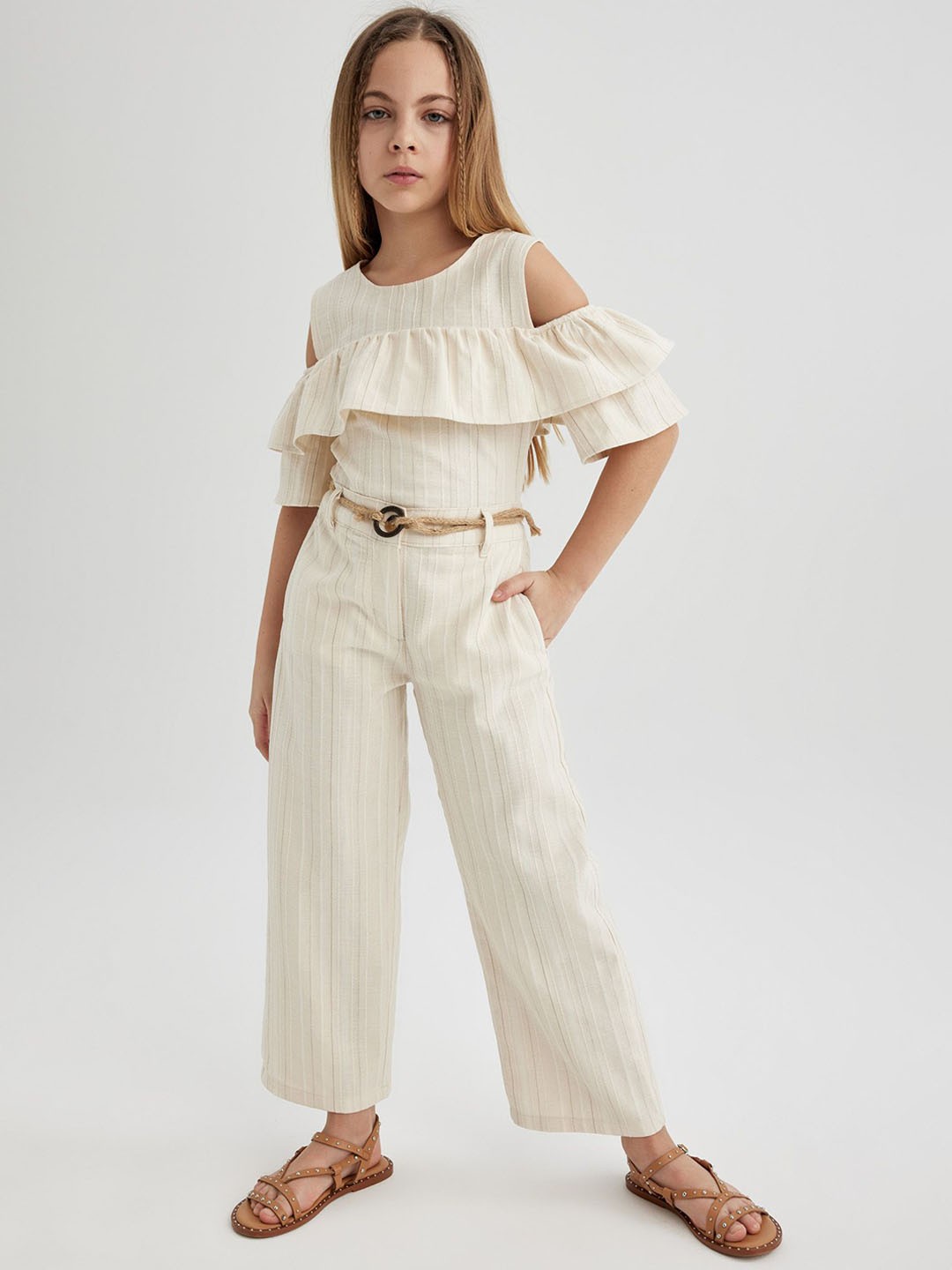 

DeFacto Girls Mid-Rise Striped Parallel Trousers, Cream
