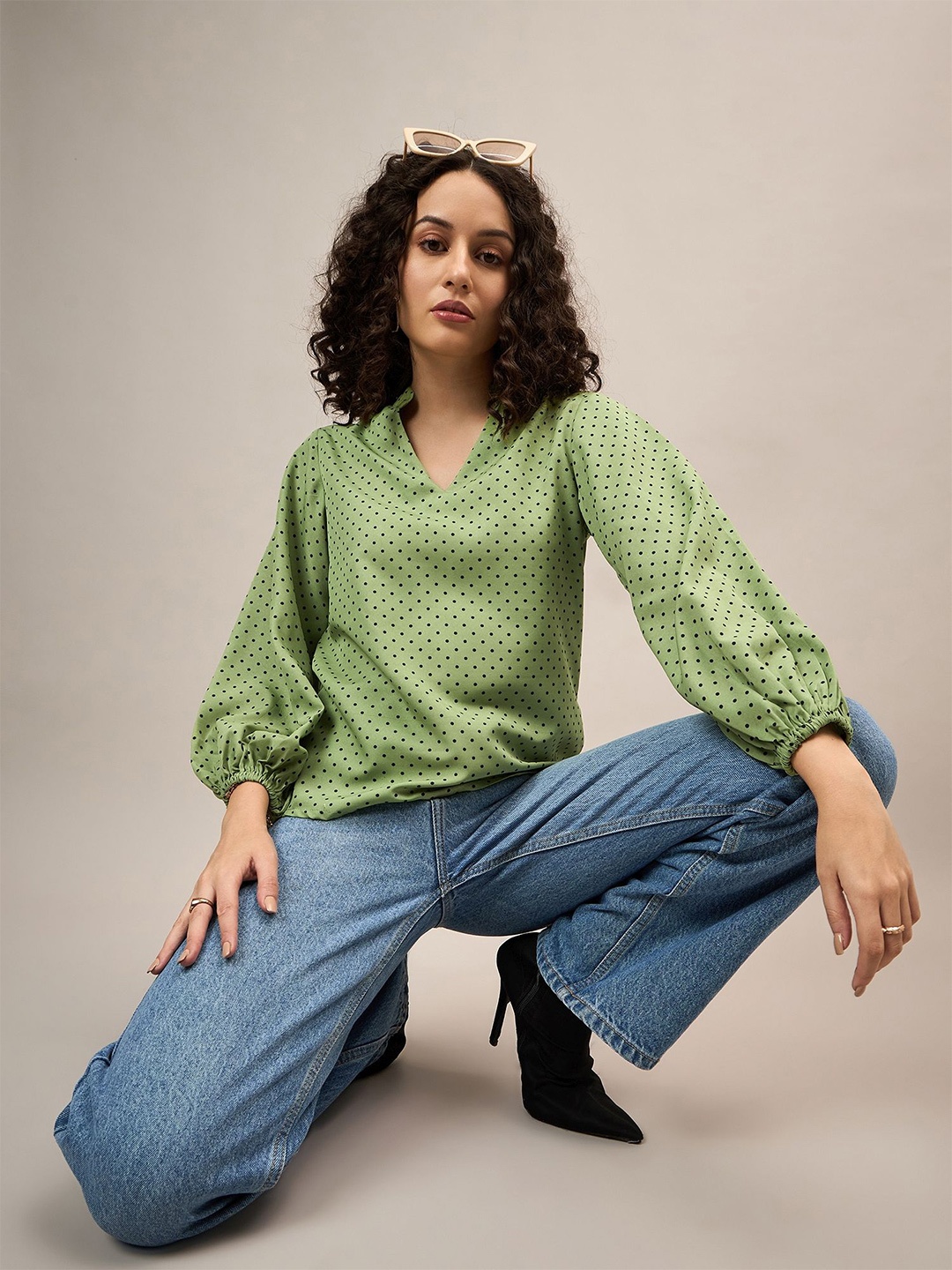 

The Roadster Lifestyle Co. Micro Ditsy Printed Puff Sleeves Top, Green