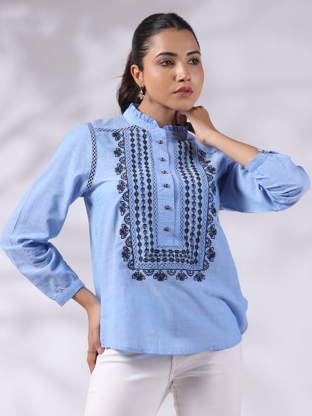 

Nyaro Women Floral Embroidered Mandarin Collar Cotton Top, Blue