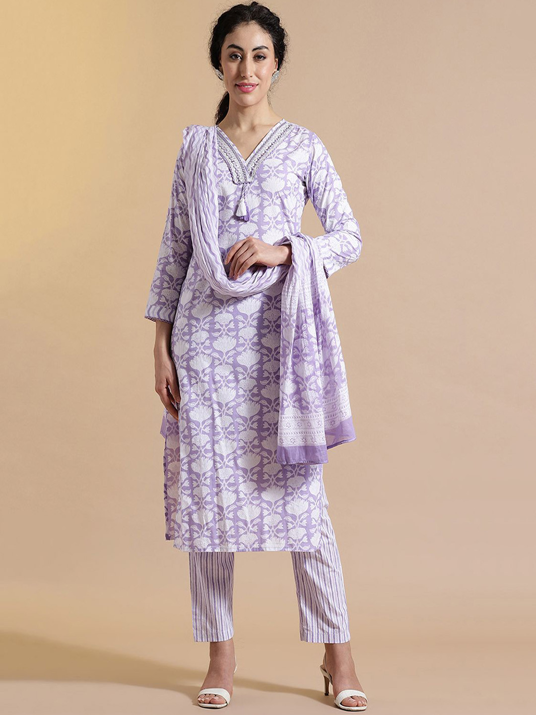 

STYLEBAAZI Women Floral Embroidered Thread Work Pure Cotton Kurta with Trousers & Dupatta, Purple