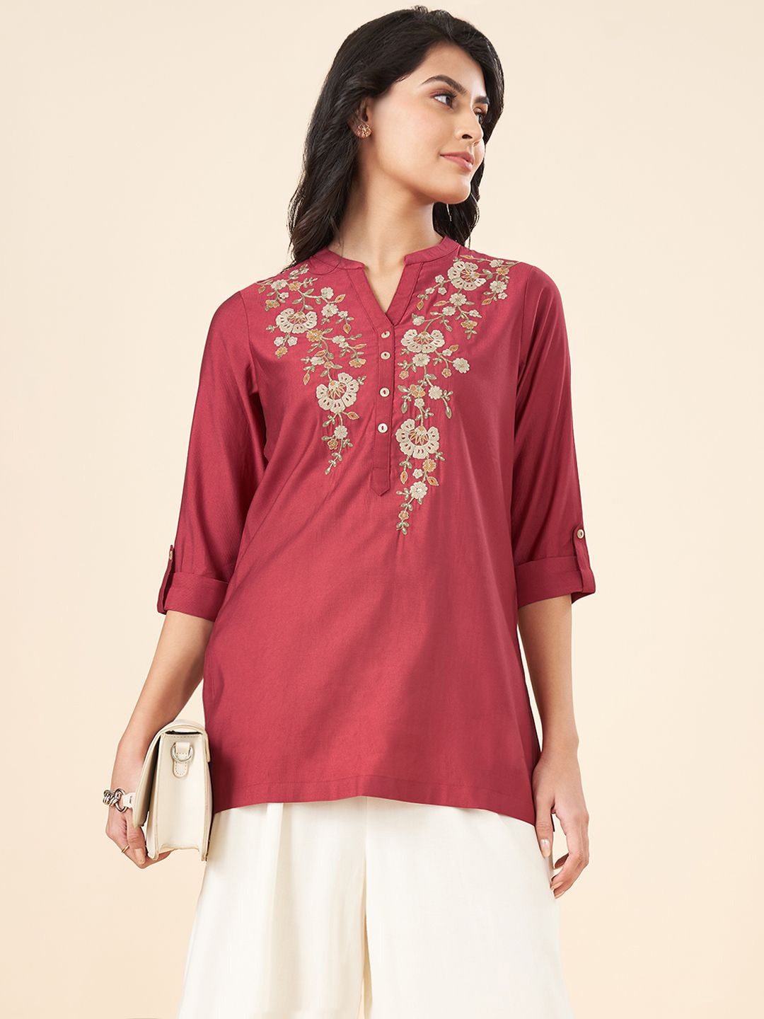 

RANGMANCH BY PANTALOONS Women Mandarin Collar Embroidered Tunic, Red