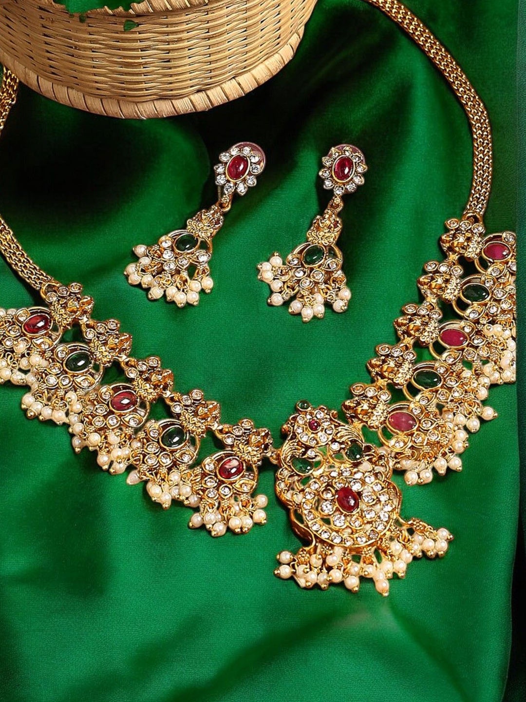

OOMPH Stone Studded & Beaded Temple Jewellery Set, Gold