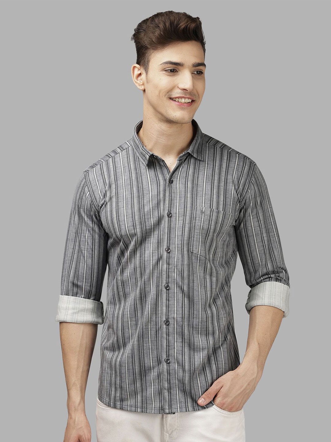 

BULLMER Men Spread Collar Multi Striped Cotton Casual Shirt, Grey