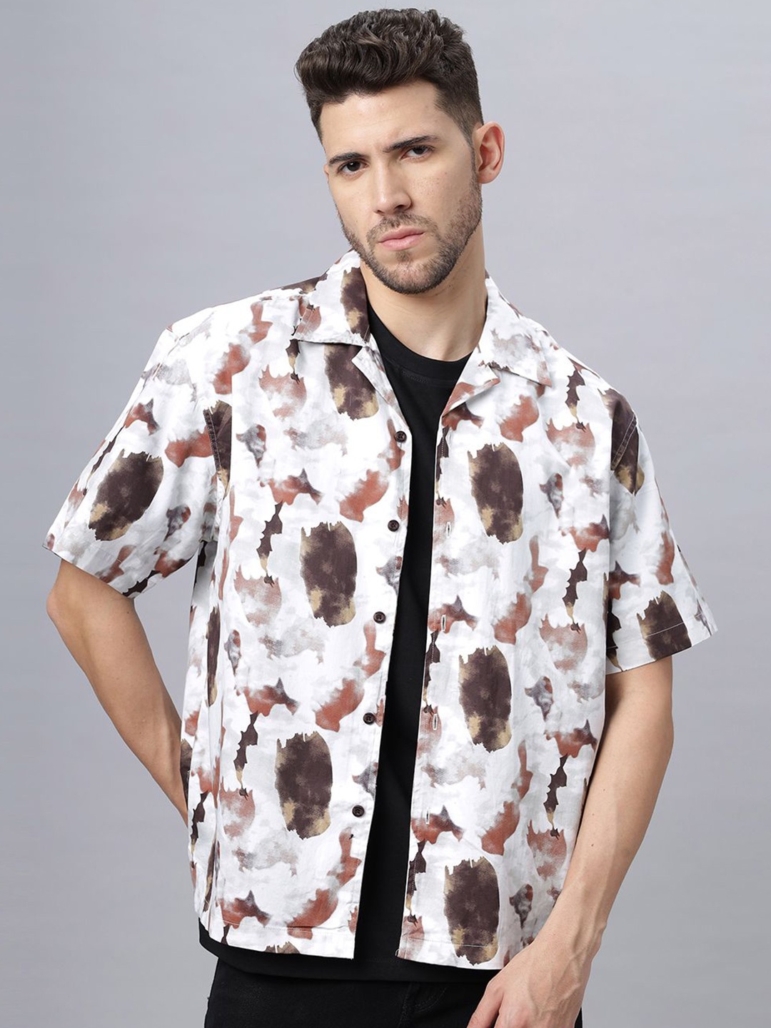 

The Roadster Lifestyle Co. Men Relaxed Cuban Collar Abstract Printed Cotton Casual Shirt, White