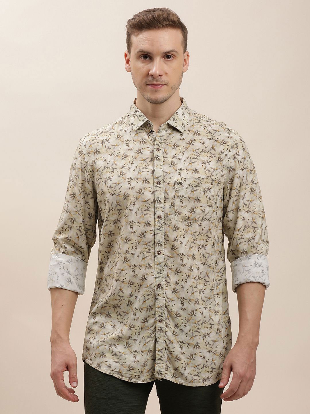 

Turtle Men Relaxed Spread Collar Floral Printed Slim Fit Casual Shirt, Grey