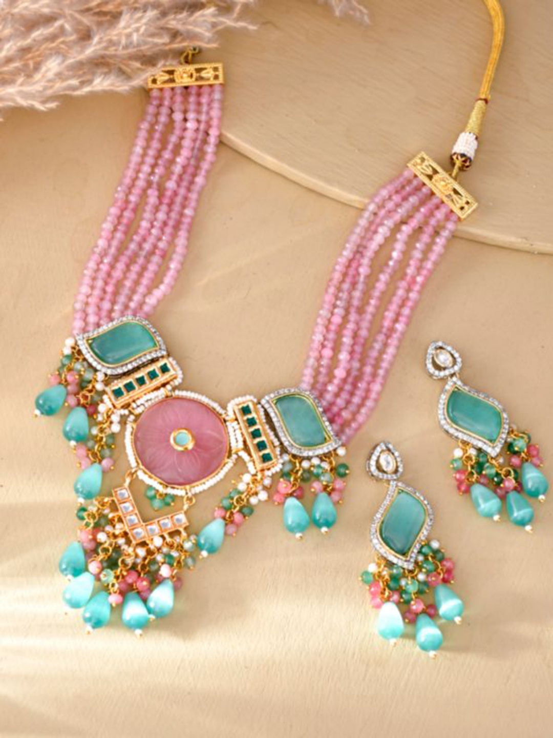 

DASTOOR Gold-Plated Stone-Studded & Beaded Jewellery Set