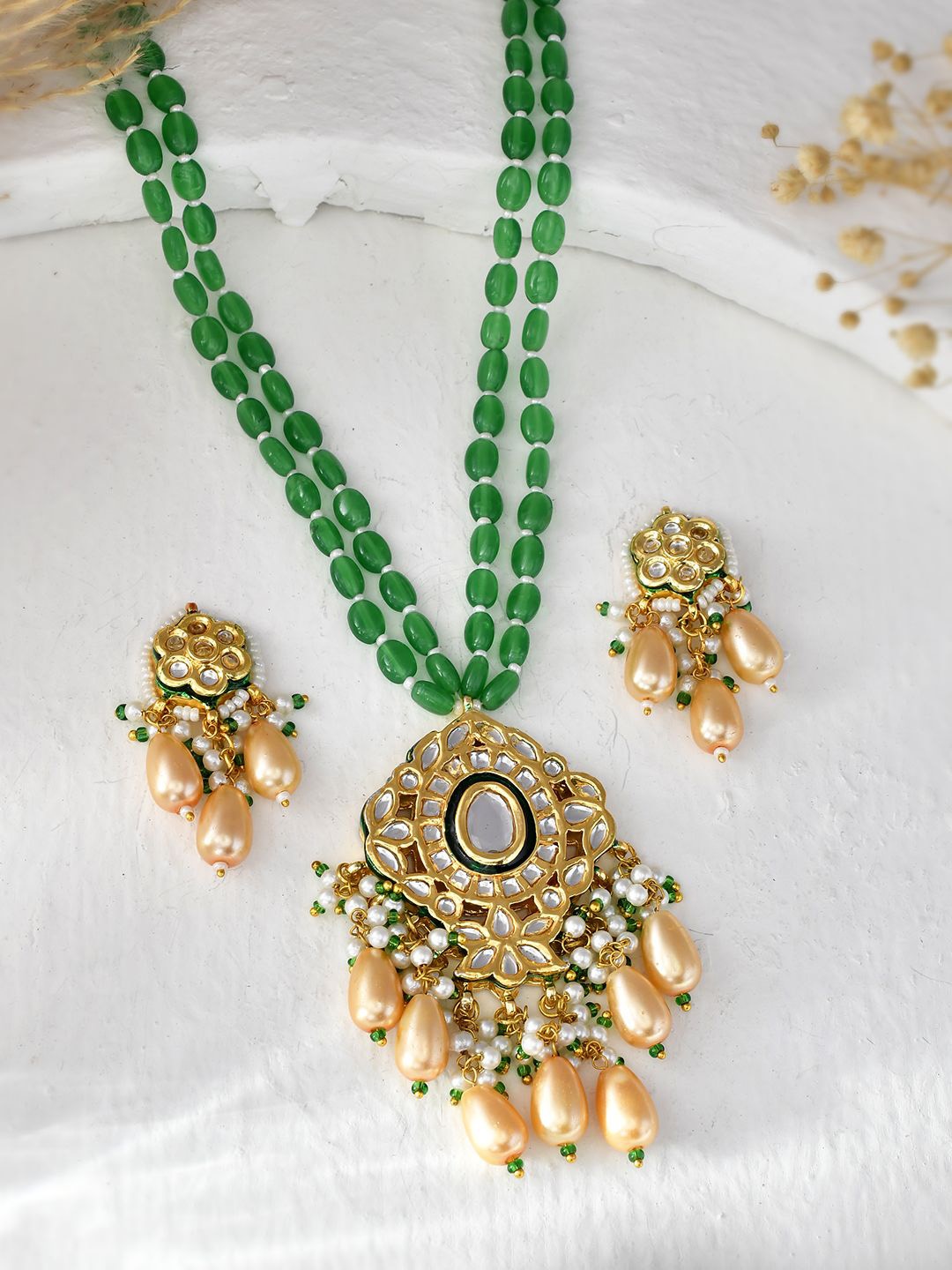 

DASTOOR Gold Plated Stone Studded & Beaded Jewellery Set
