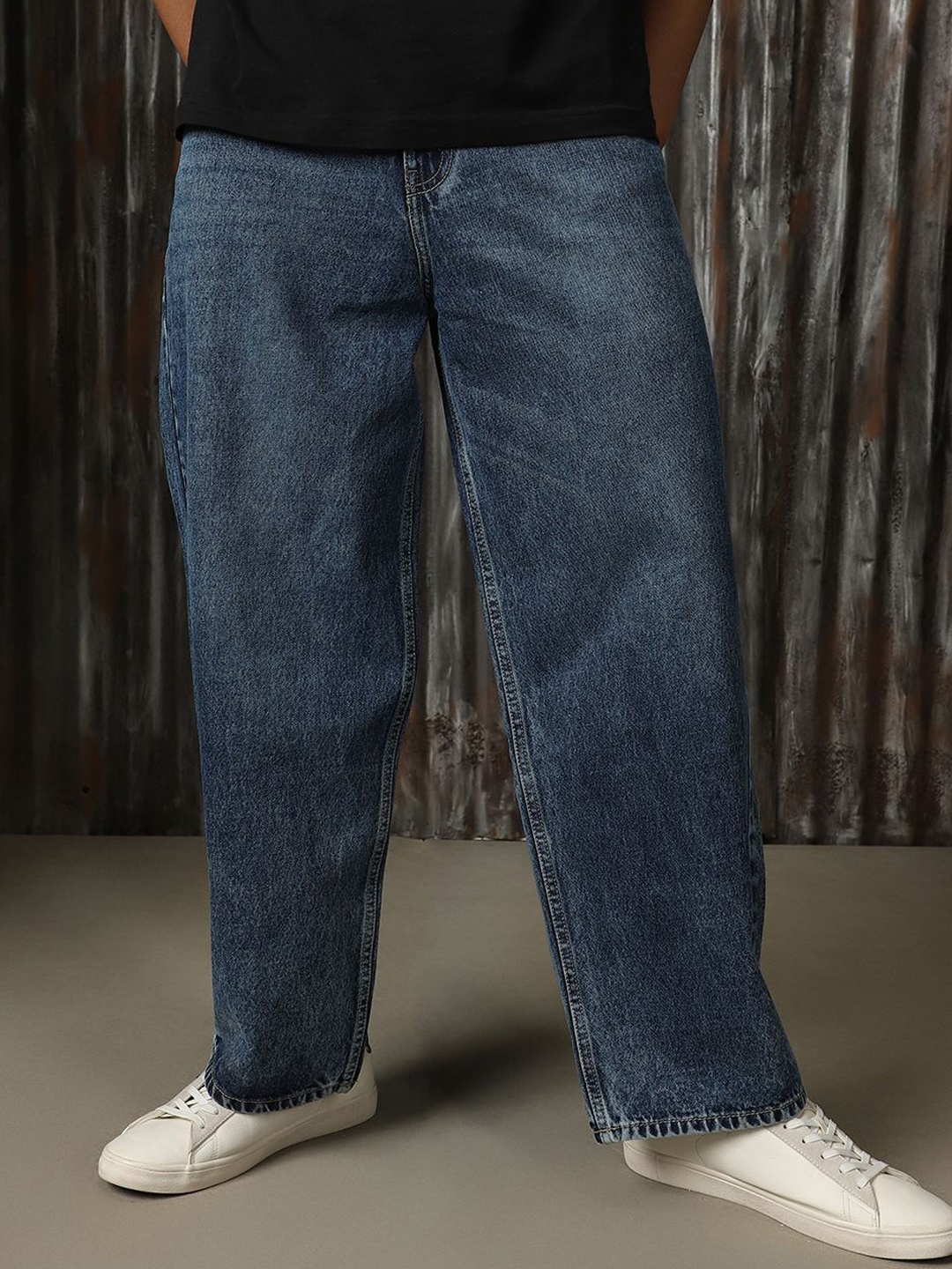 

High Star Men Classic Relaxed Fit Light Fade Cotton Jeans, Blue
