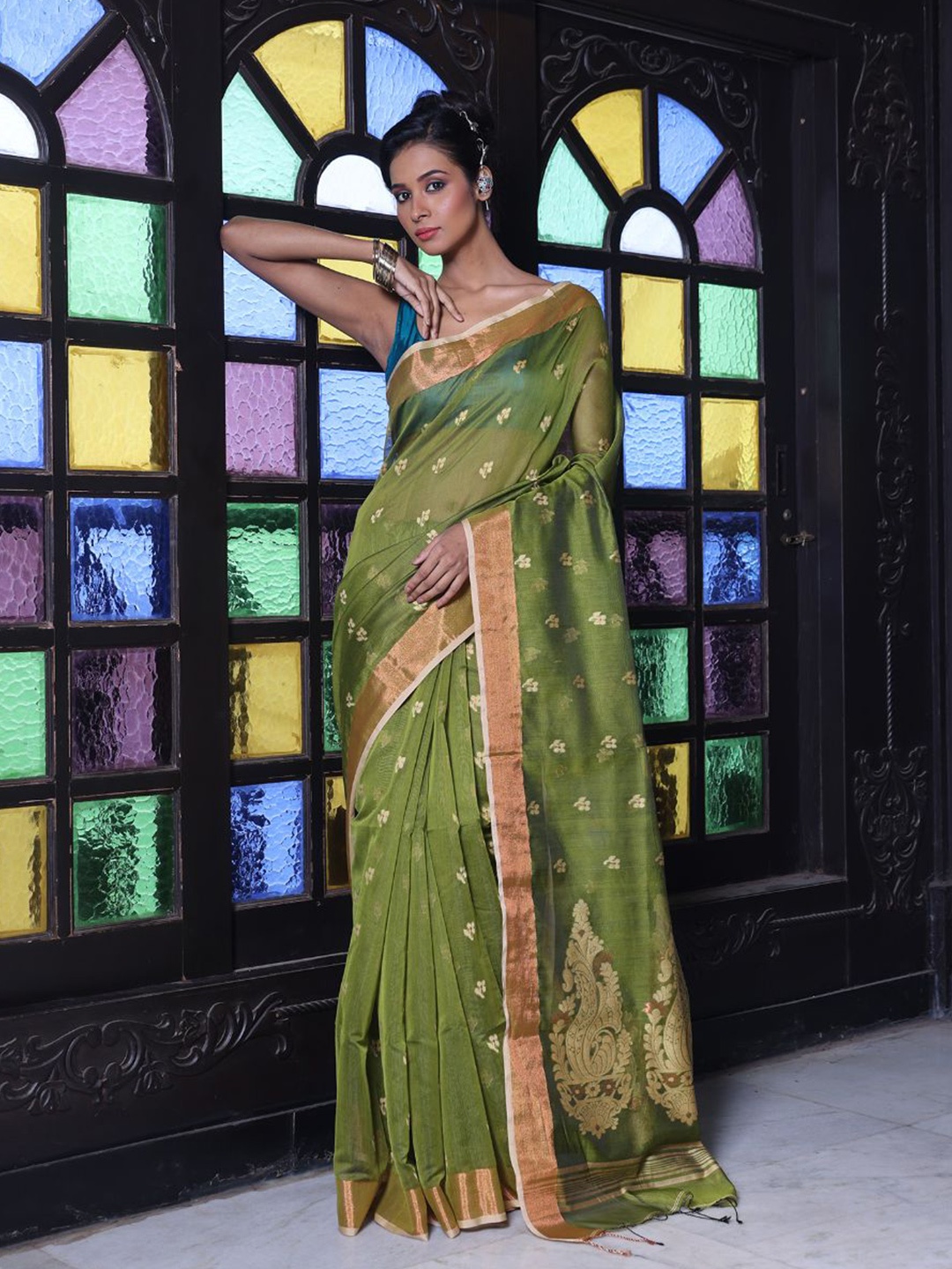 

Charukriti Ethnic Motifs Zari Saree, Green