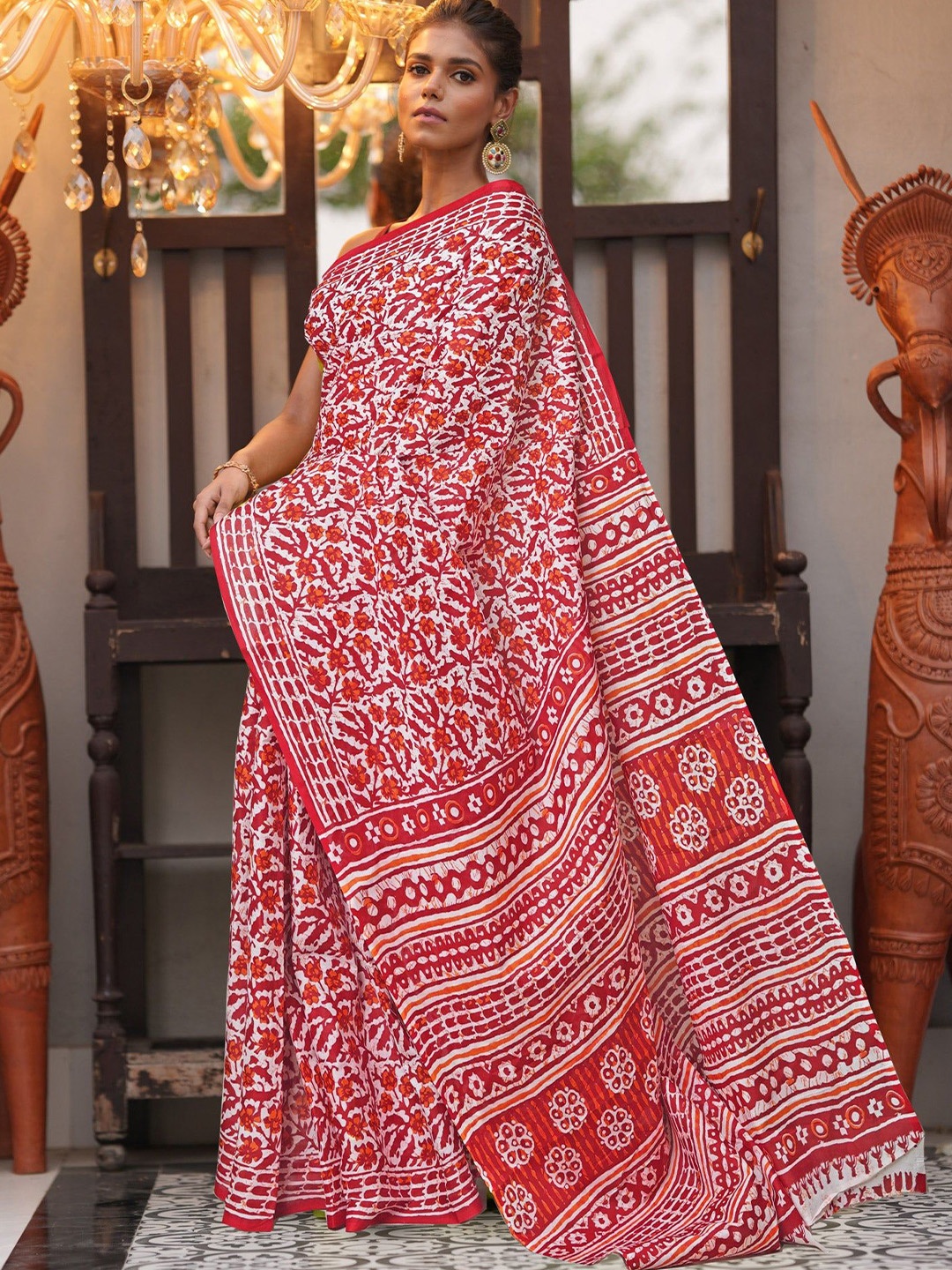 

Unnati Silks Ethnic Motifs Printed Pure Cotton Block Print Saree, White