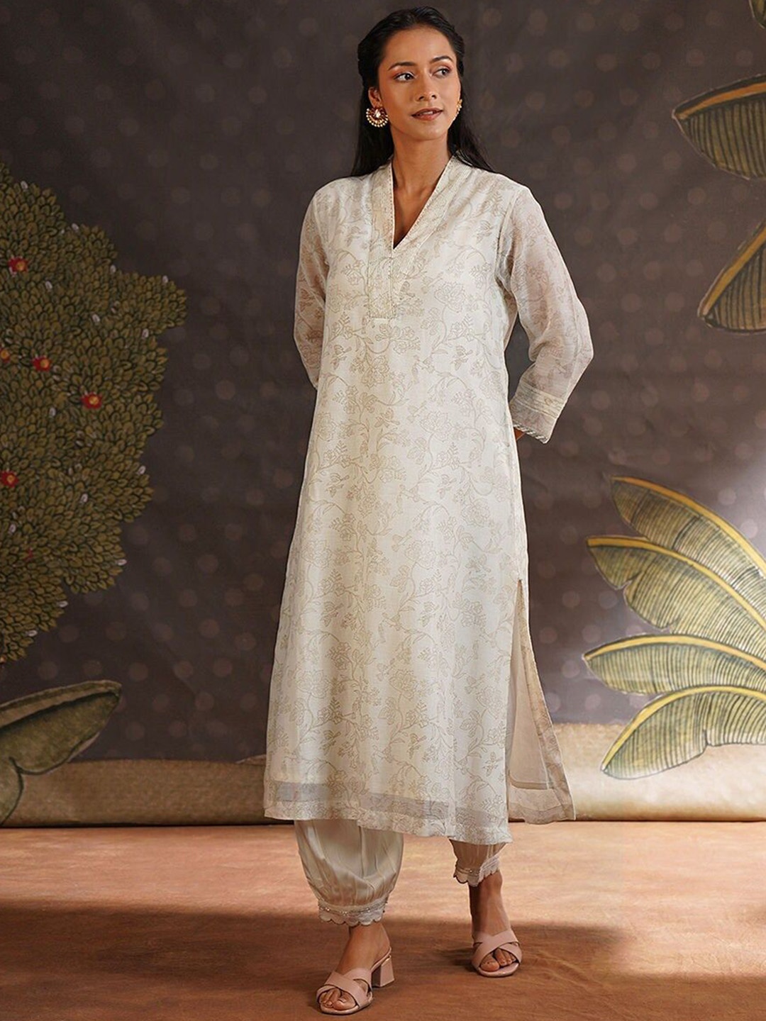 

JAYPORE Ethnic Motifs Printed Straight Kurta with Salwar & With Dupatta, Off white