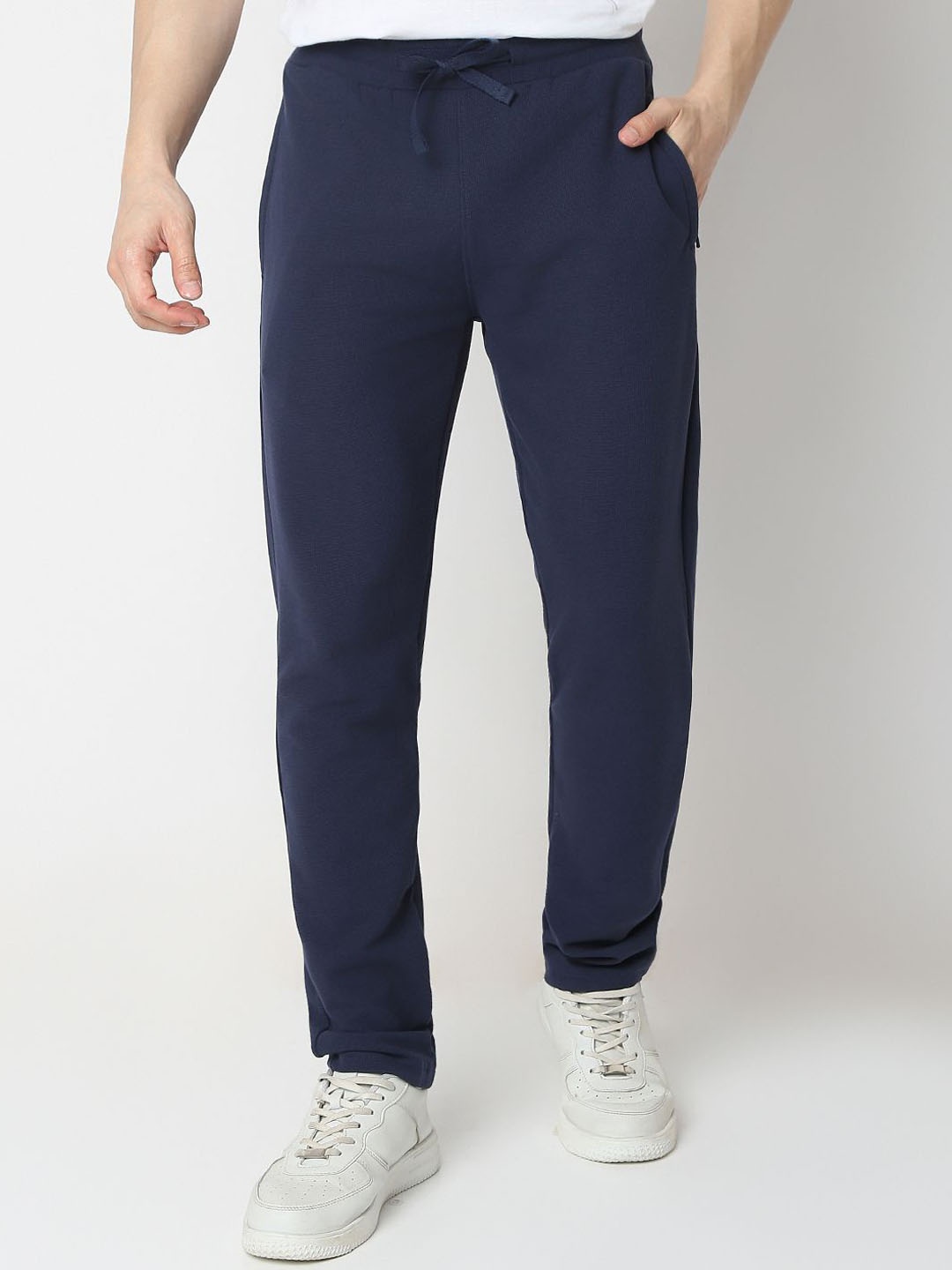 

Underjeans by Spykar Men Mid Rise Regular Fit Track Pant, Navy blue