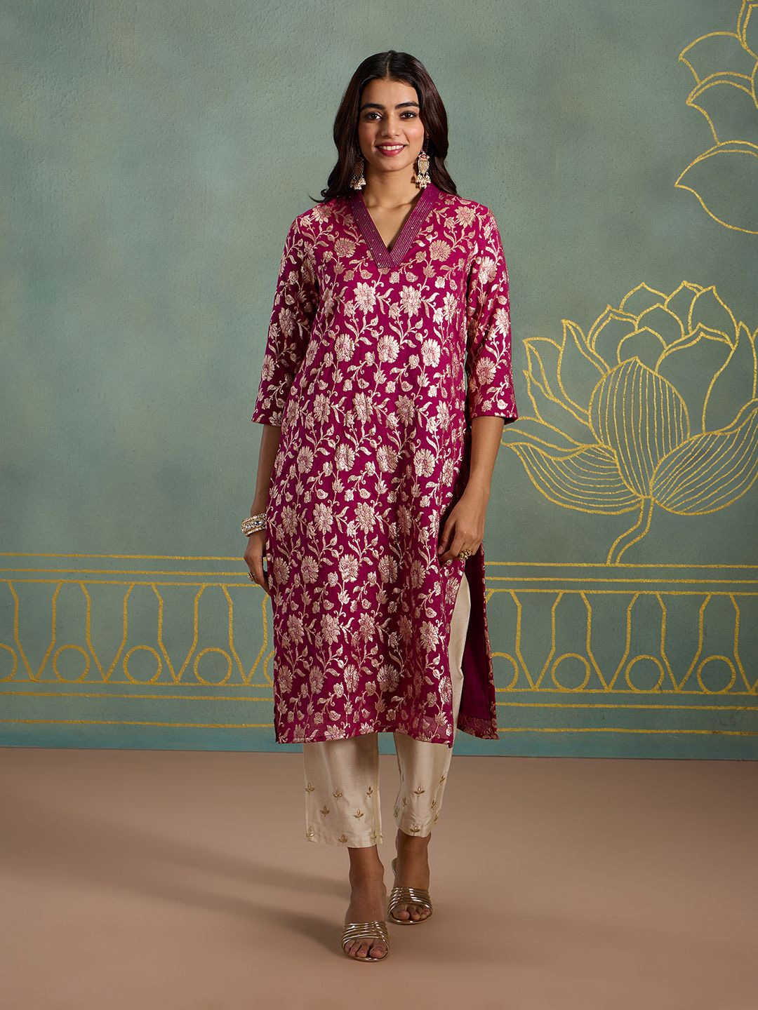 

Likha Woven Design Straight Kurta, Pink