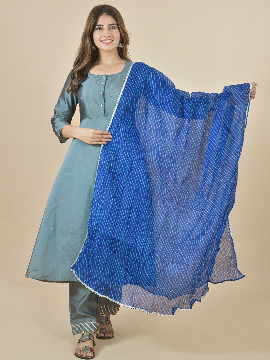 

LA FEMINAE Leheriya Printed Kota Doriya Pure Cotton Dupatta, Blue