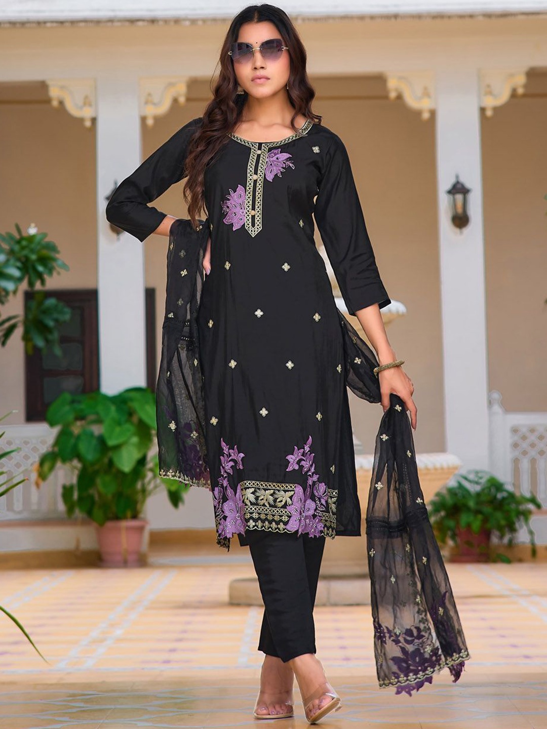 

Berrylicious Floral Embroidered Regular Chanderi Cotton Kurta With Trousers With Dupatta, Black