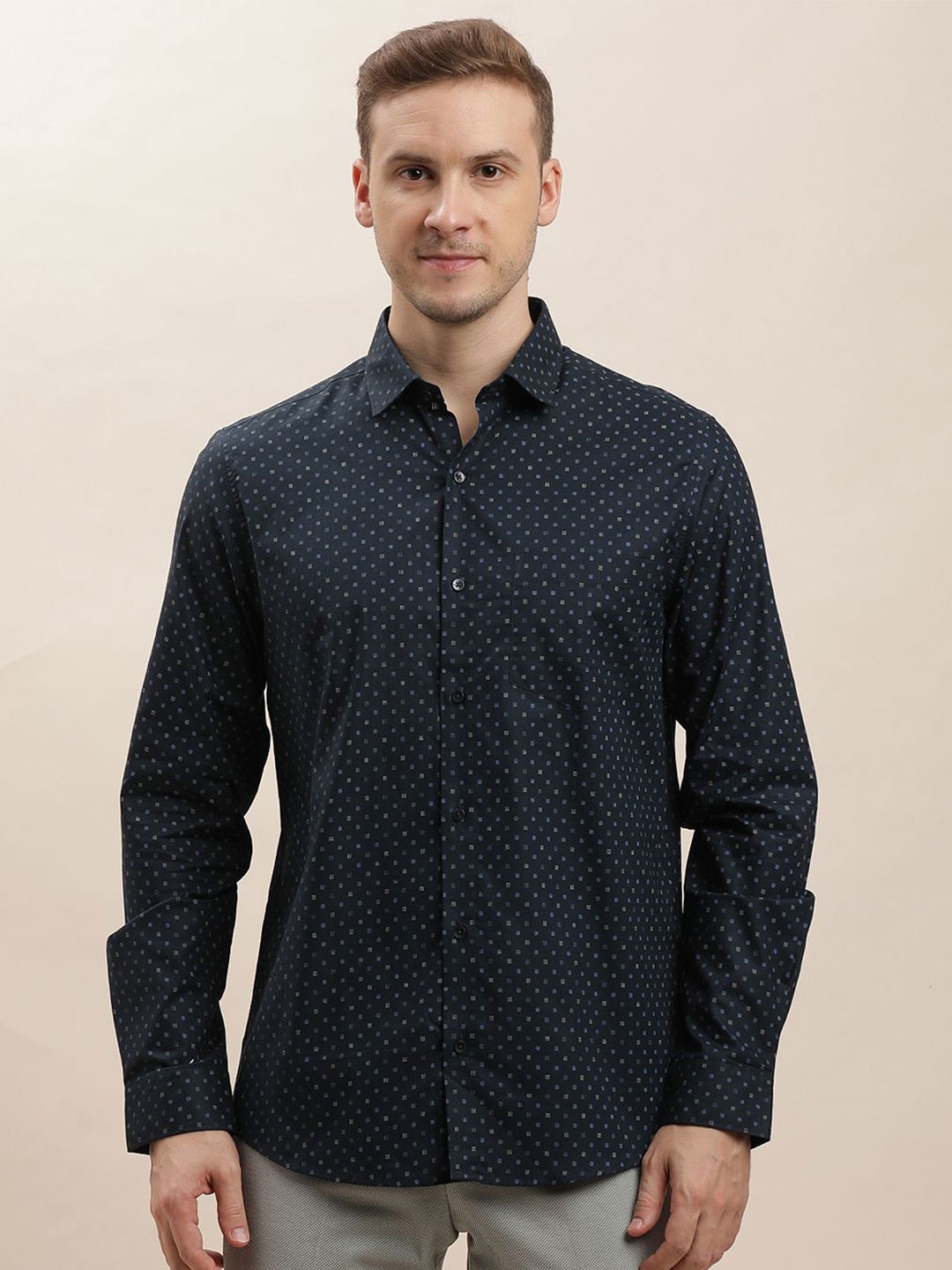 

Turtle Men Classic Spread Collar Micro Ditsy Printed Cotton Slim Fit Formal Shirt, Navy blue