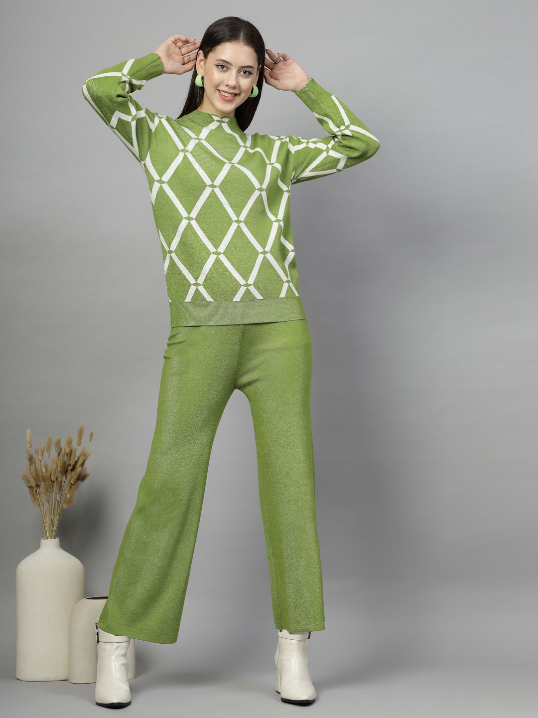 

Mafadeny Geometric Printed Mock Neck Long Sleeves Top With Palazzo, Green