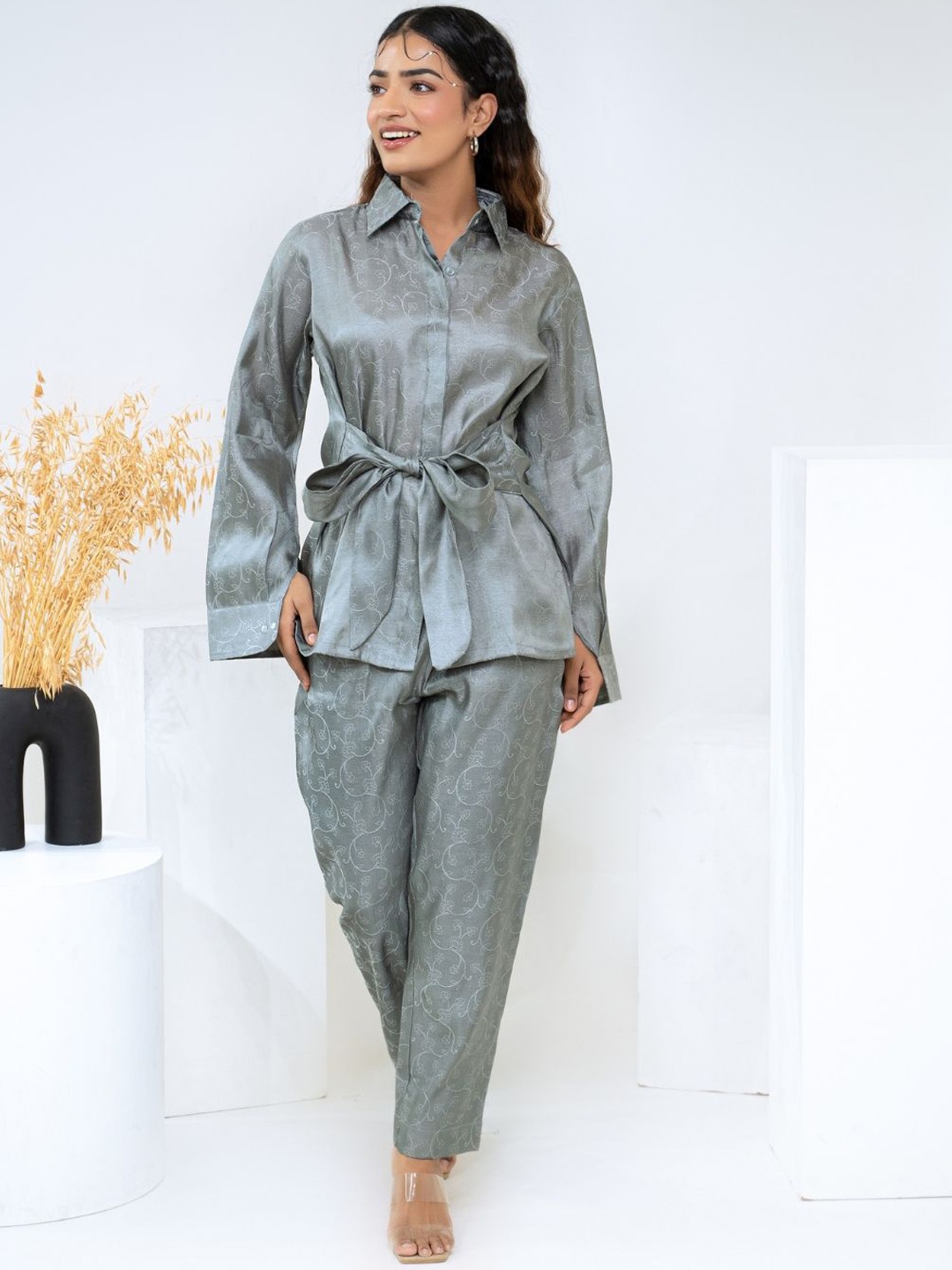 

SAADGEE Printed Shirt With Trousers Co-Ords, Grey