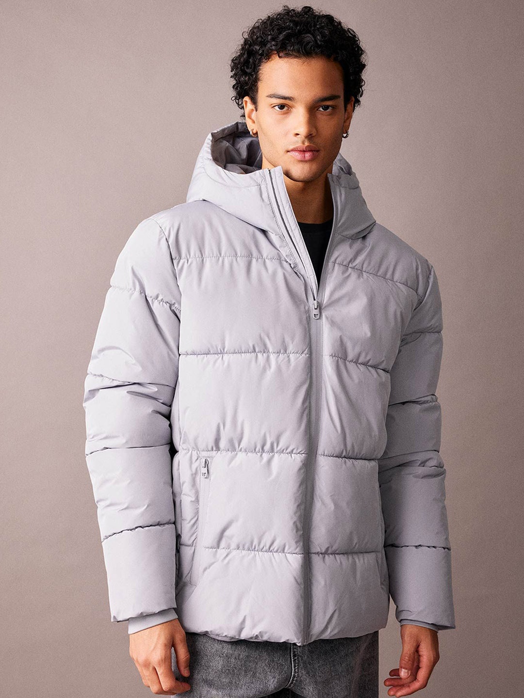 

DeFacto Men Geometric Crop Padded Jacket, Na