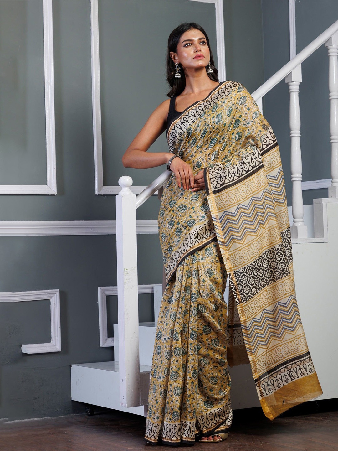 

Unnati Silks Ethnic Motifs Zari Silk Cotton Handloom Chanderi Saree, Yellow