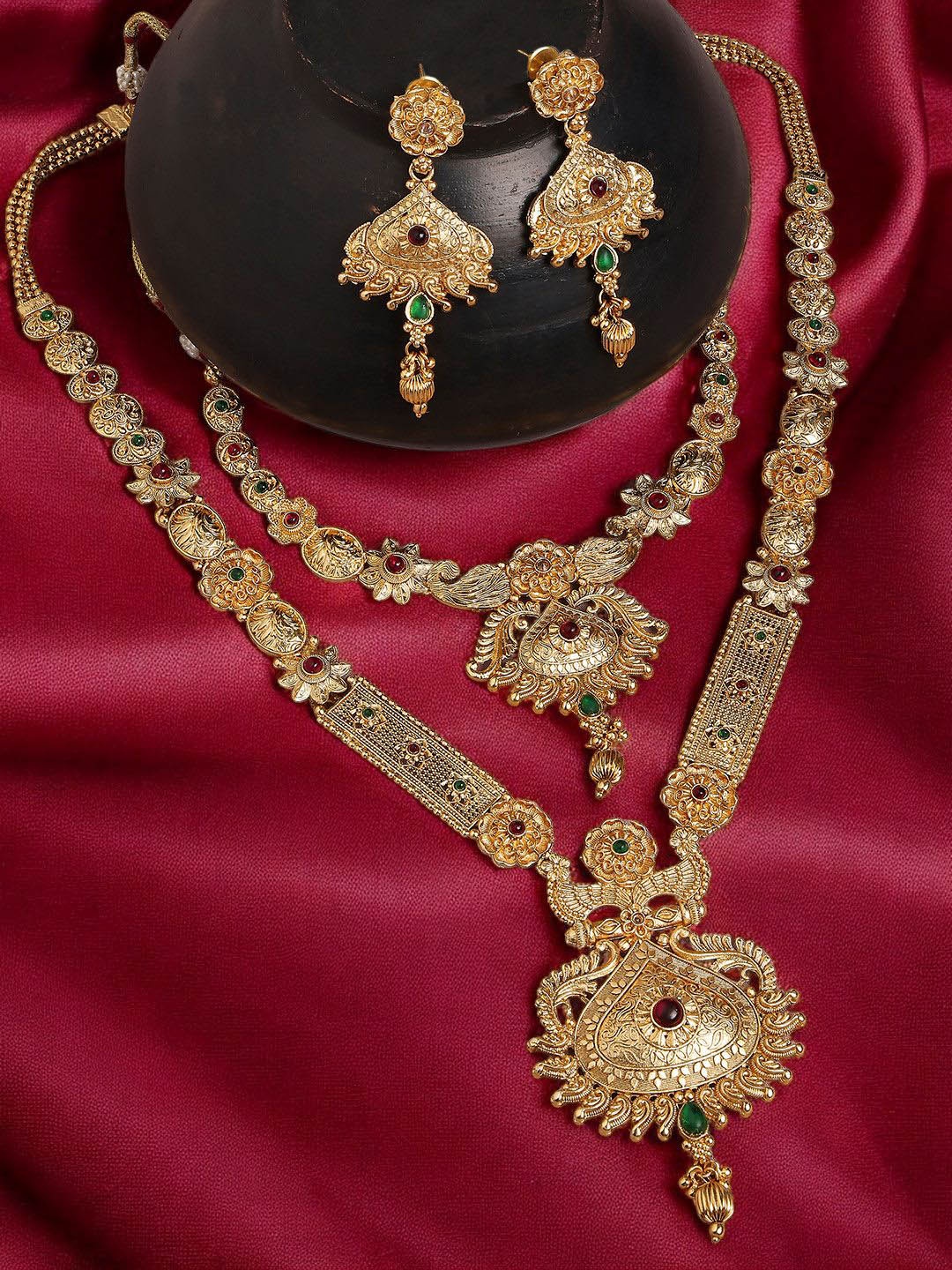 

OOMPH Stone-Studded Antique Jewellery Set, Gold